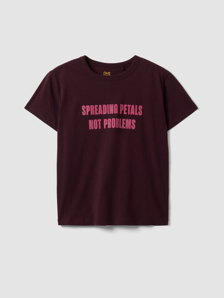 T-shirt rossa in puro cotone con scritta frontale regular fit_4