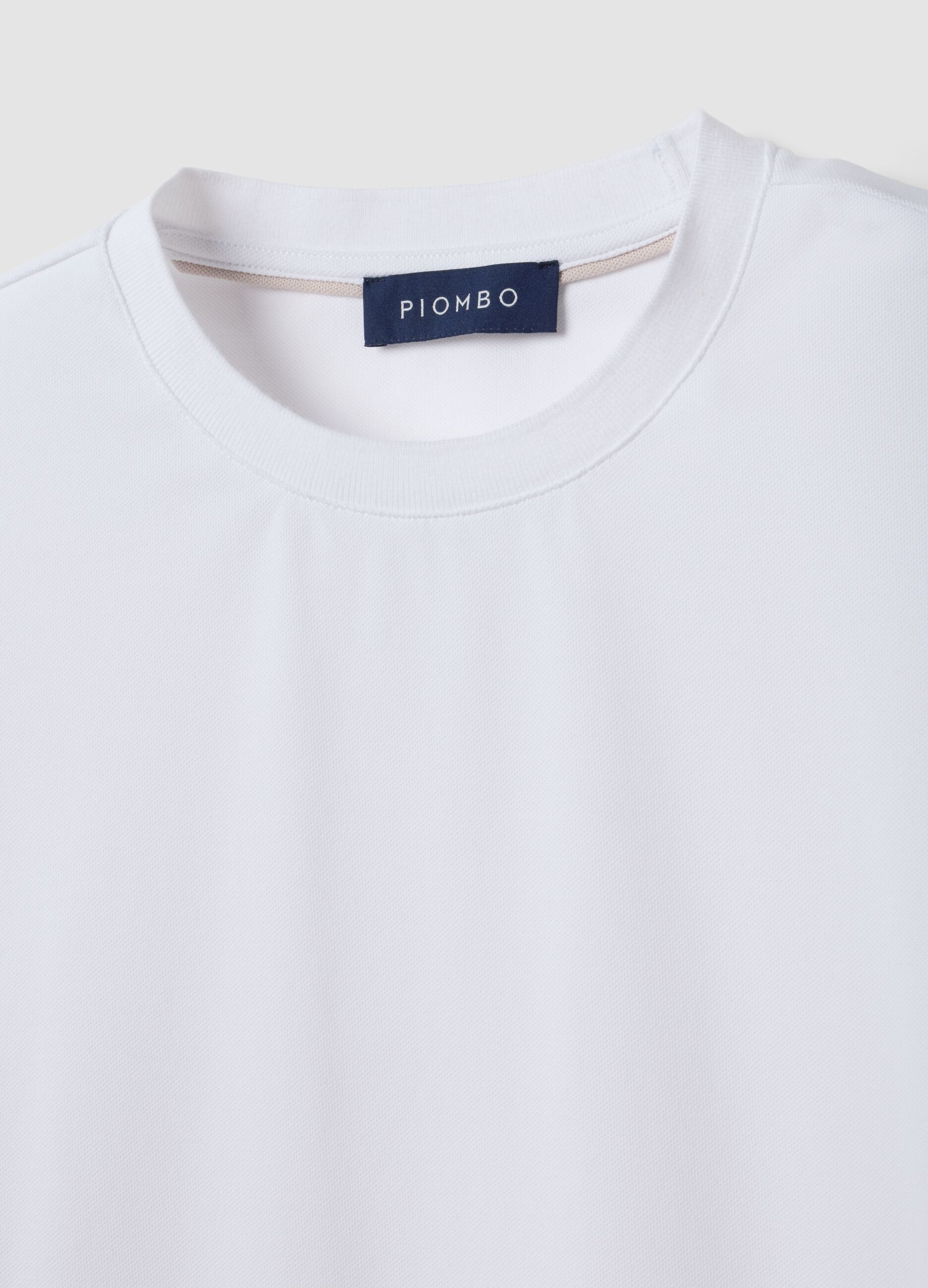 White regular-fit stretch piqu&eacute; cotton-blend T-shirt, Easy Dry