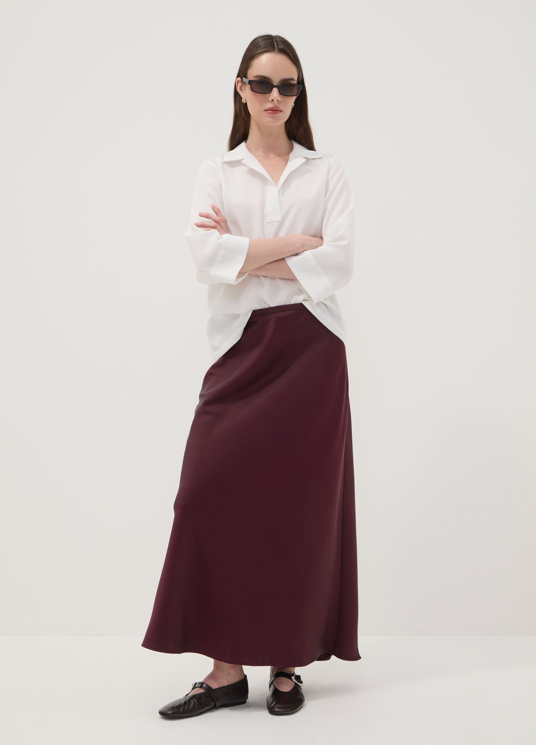 White viscose-blend shirt with classic collar