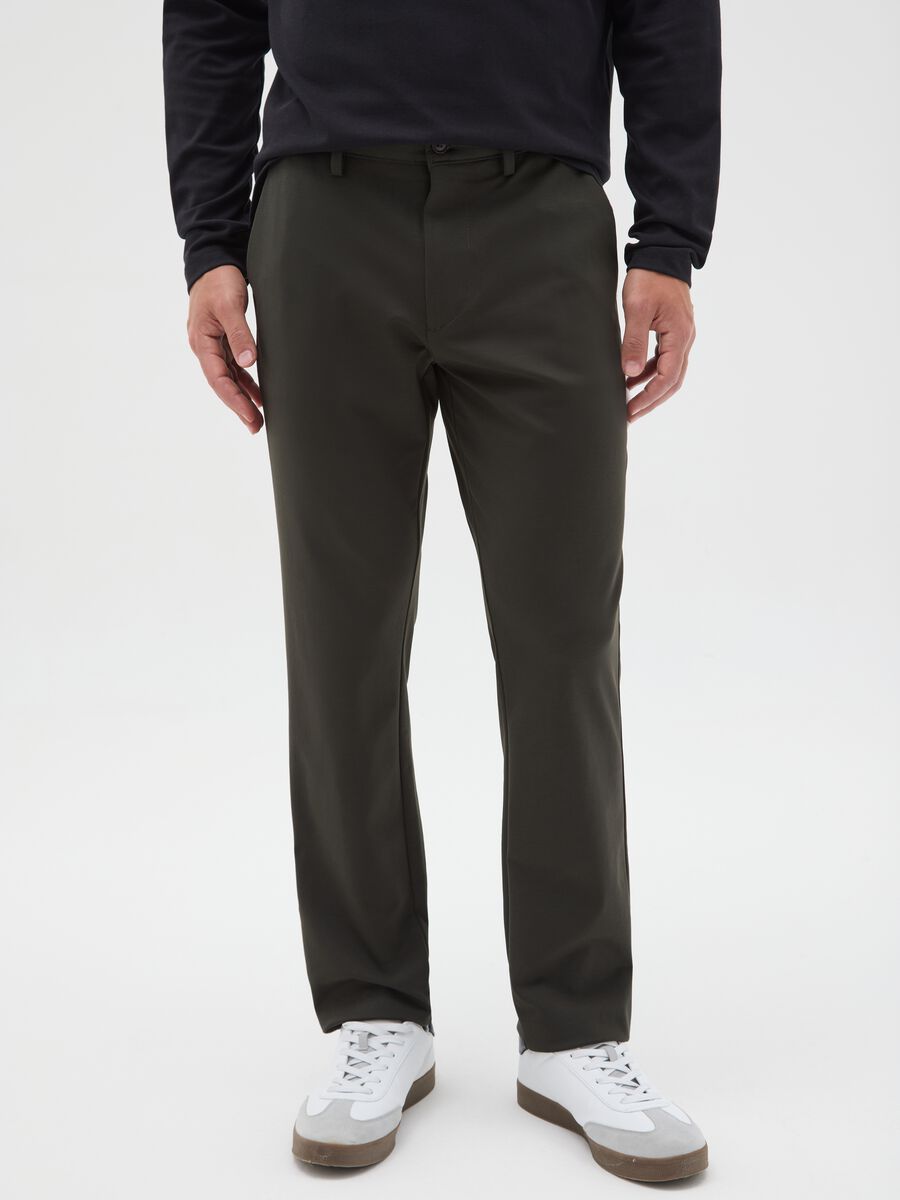 Pantaloni chino verdi in misto cotone regular fit_1