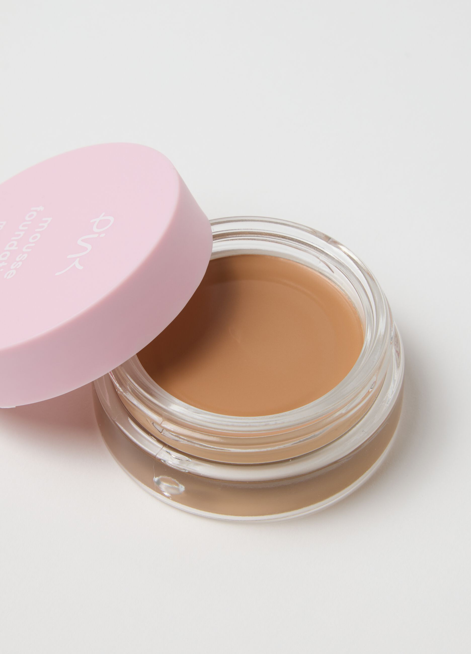 Pink Mousse Foundation 03