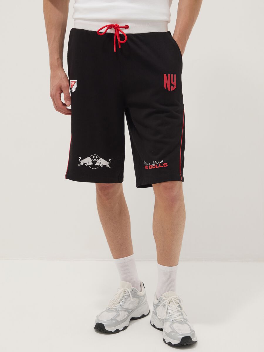 Black cotton-blend sports shorts, regular fit_1