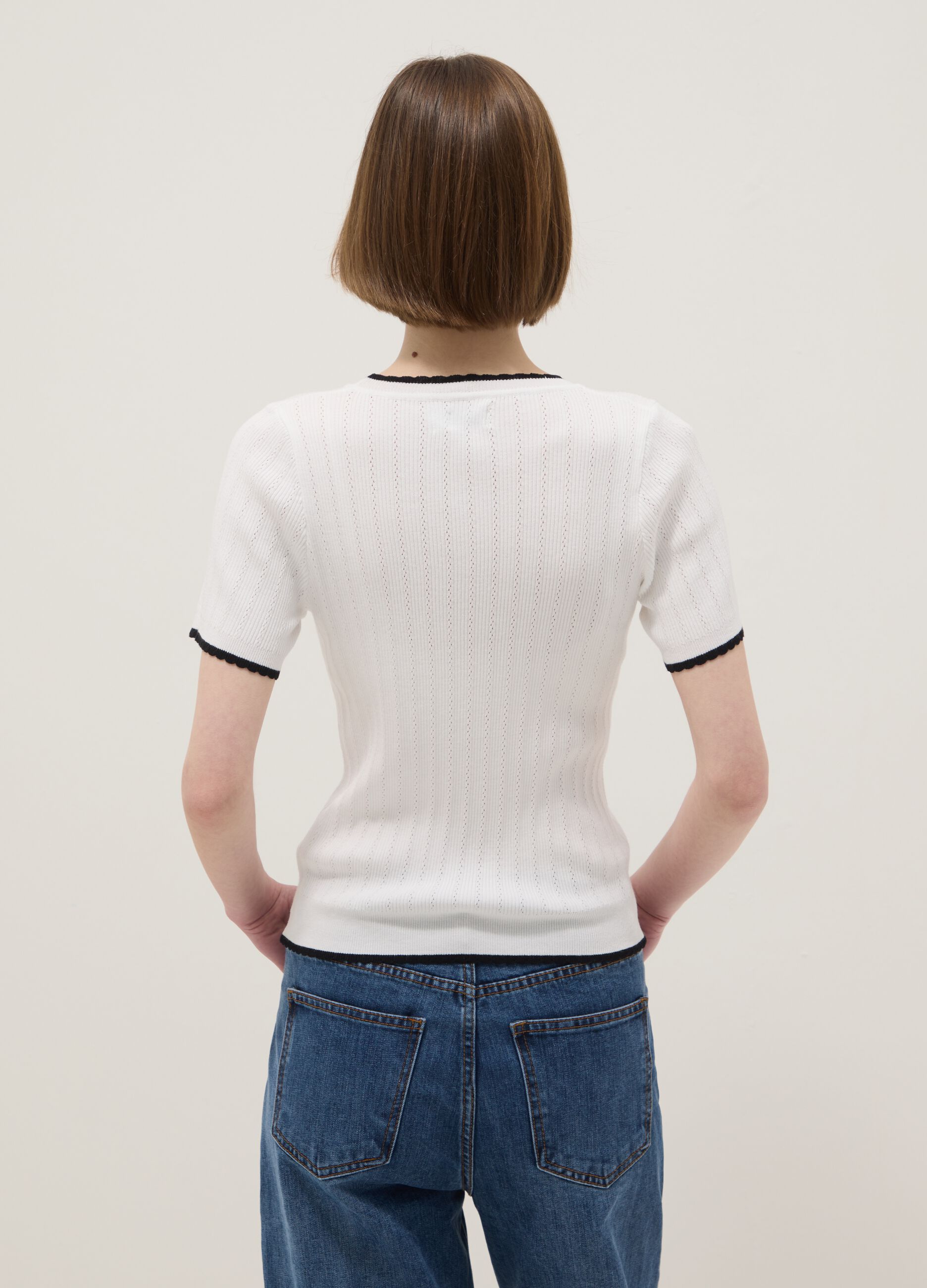 White viscose blend t-shirt regular fit with perforated details