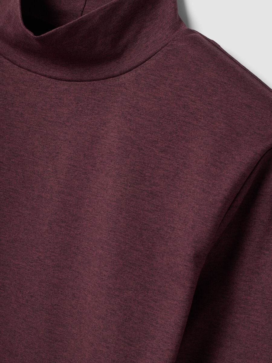 T-shirt viola crop in tessuto elasticizzato con collo rialzato Easy Dry ALTAVIA STUDIO_6