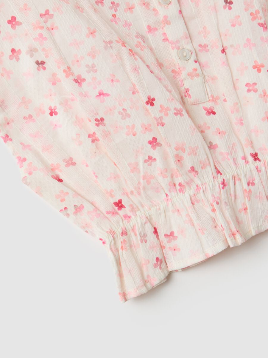 Girls' slim fit multicolour pure cotton blouse with flowers_3