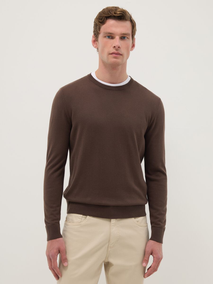 Brown crew neck cotton blend regular fit sweater_0
