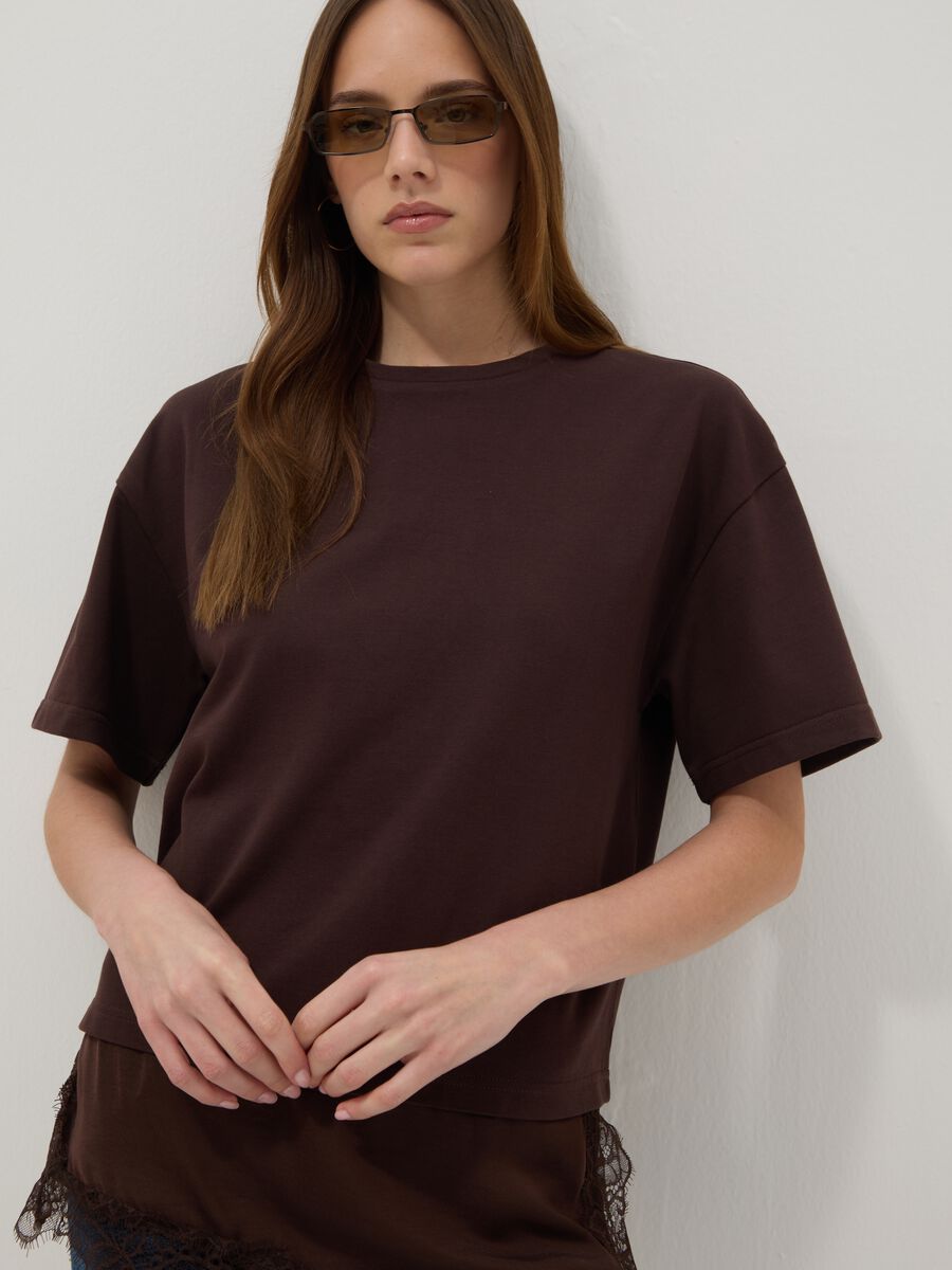 Brown pure cotton T-shirt with lace insert, relaxed fit_0