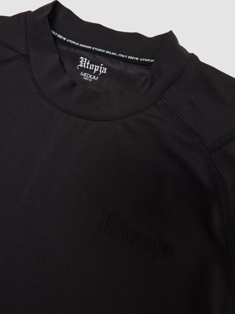 Fitted Technical T-shirt &ndash; Black_3