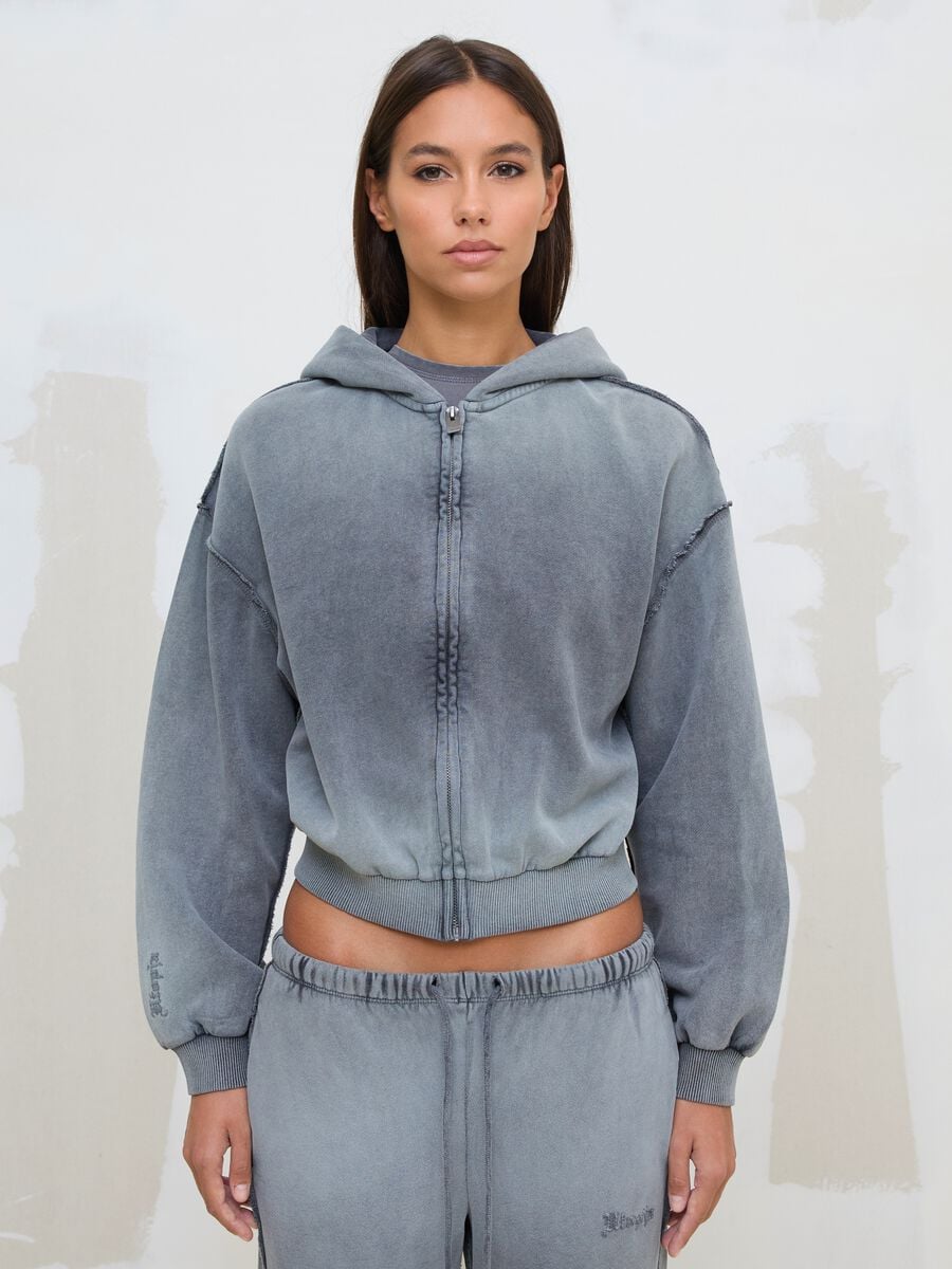 Sun-Faded Full-Zip Hoodie in Vintage Grey_4