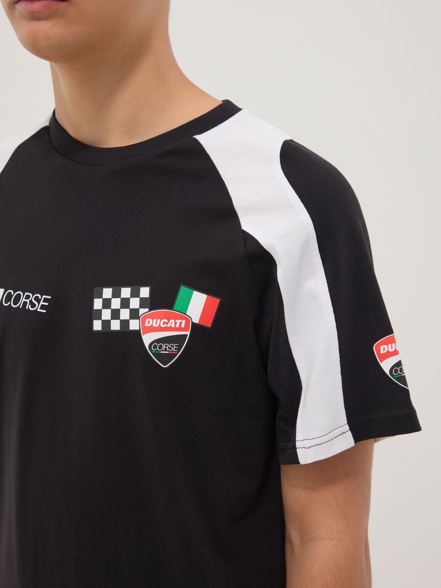 T-shirt nera in misto cotone a maniche corte per ragazzo relaxed fit_2
