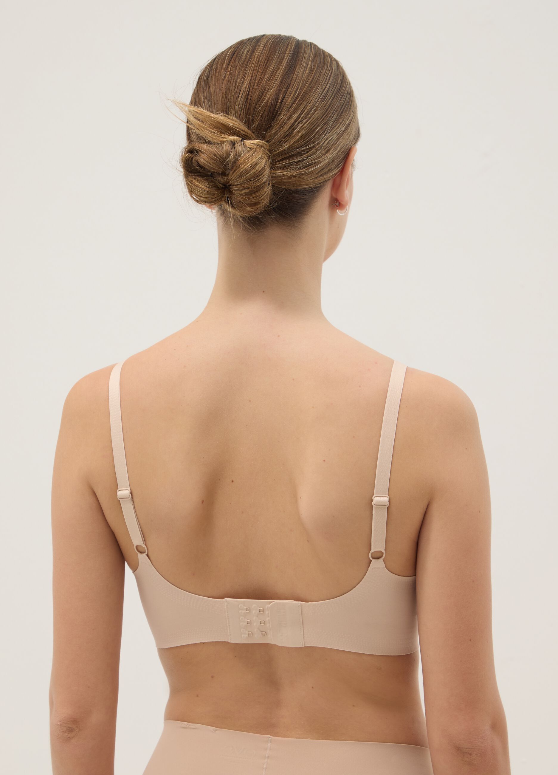 Beige seamless bra with removable padding