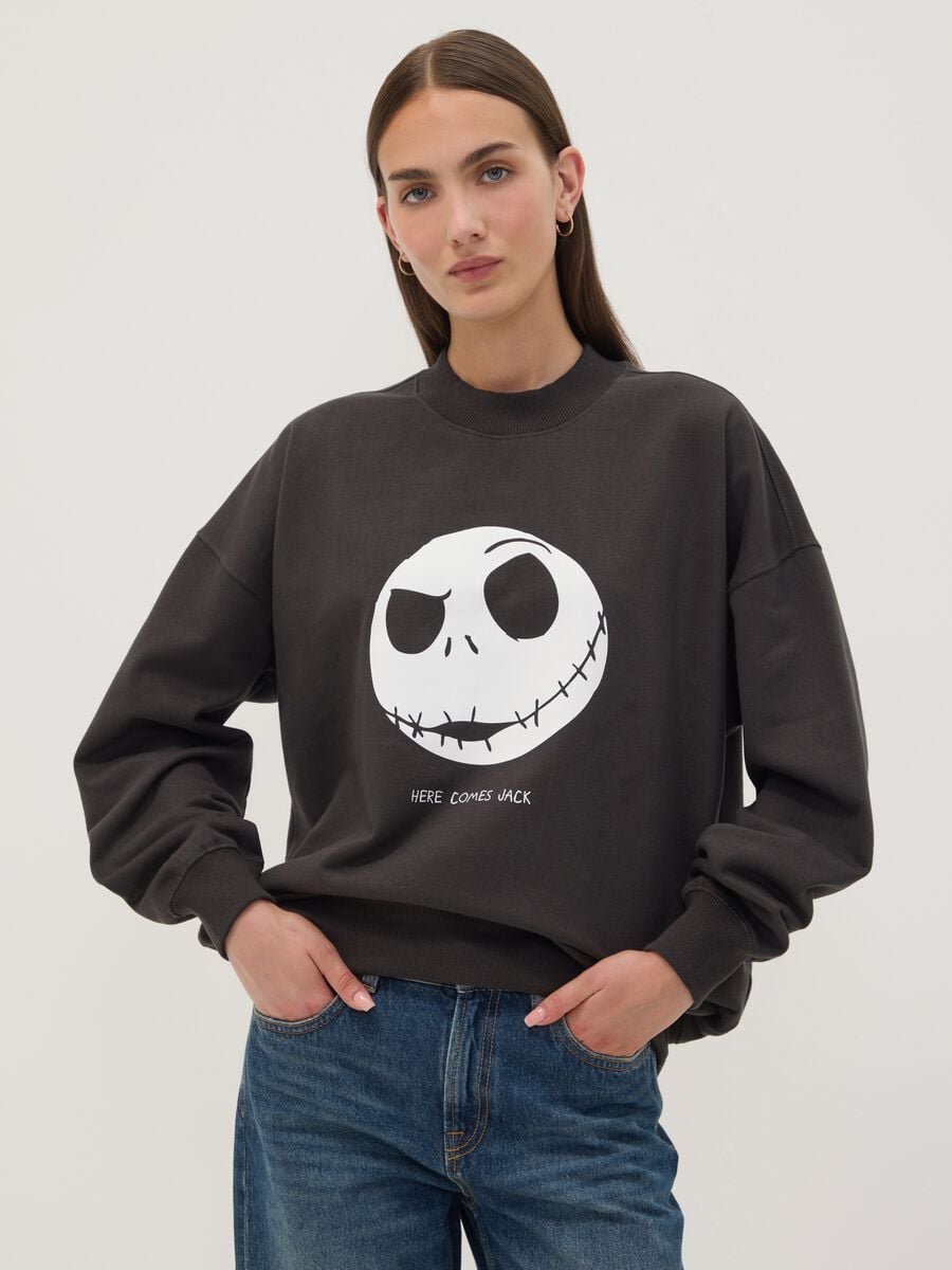Black 100% cotton sweatshirt with The Nightmare Before Christmas print_0