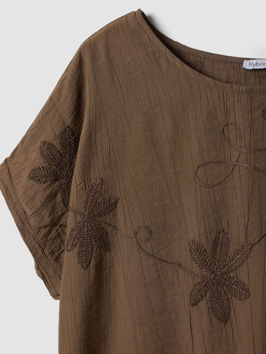 Brown viscose-blend blouse with floral embroidery_5