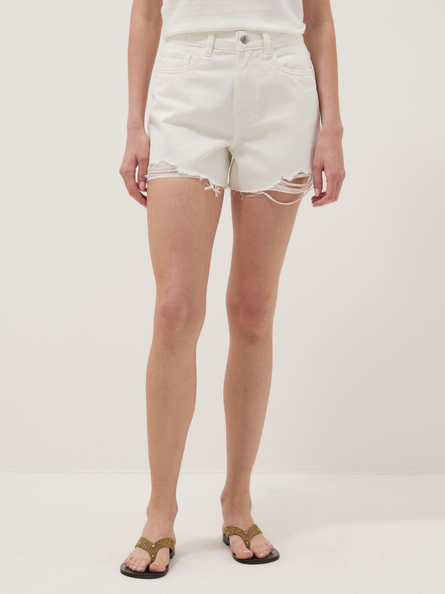White pure cotton shorts_2