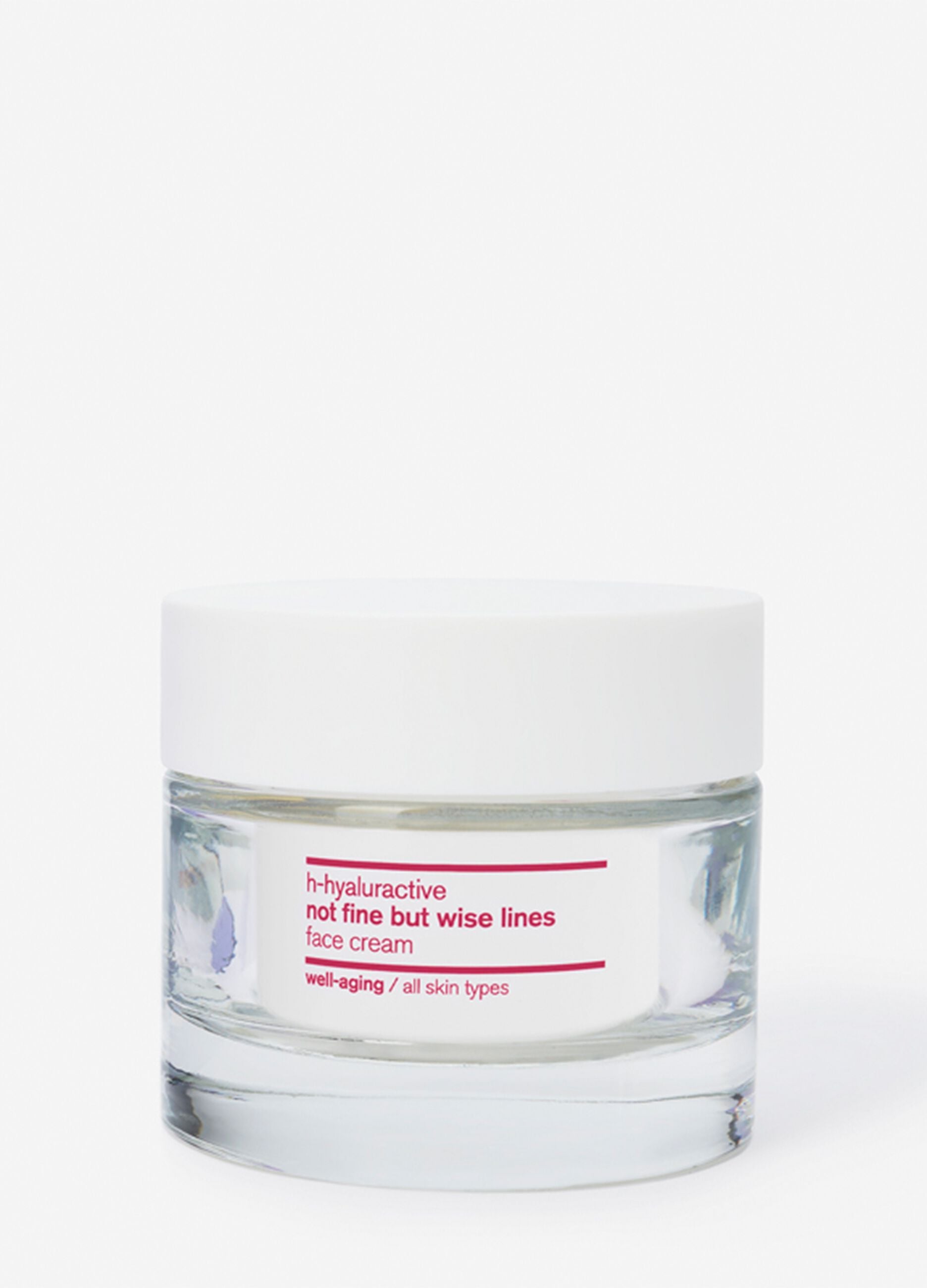 Anti-ageing face cream with SPF 15 to protect your facial skin from photo-induced ageing