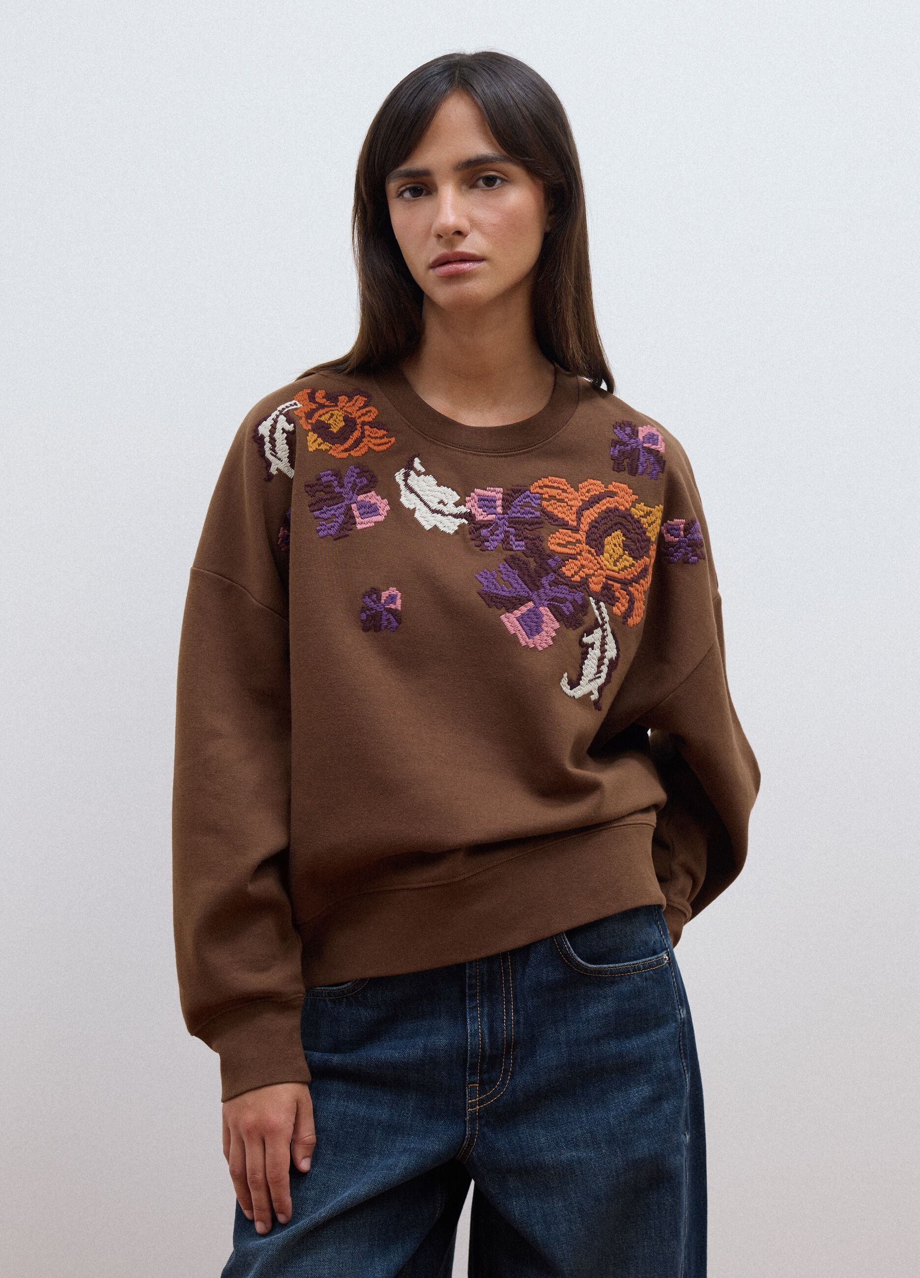 Brown cotton-blend crew-neck sweatshirt with floral pattern