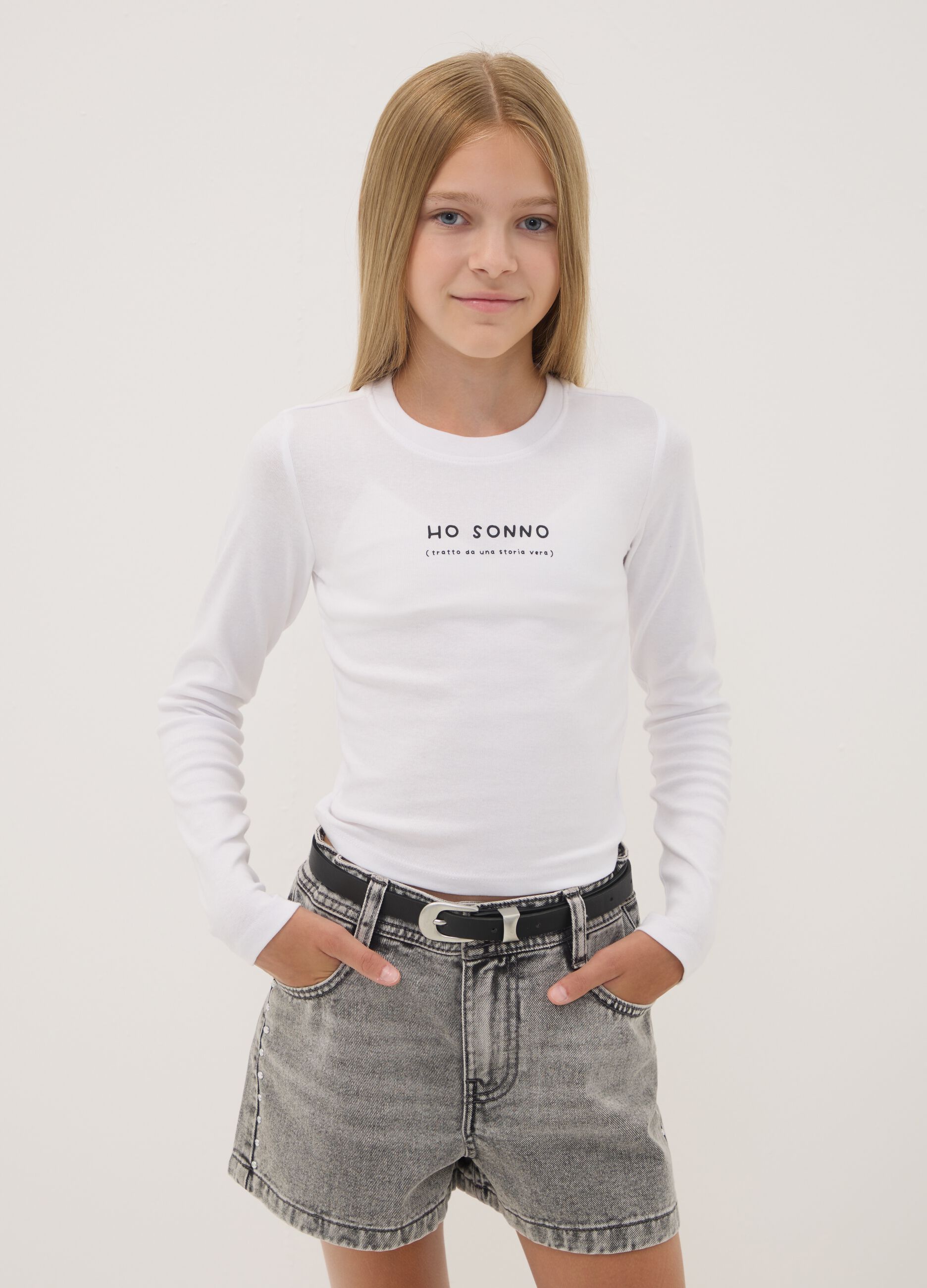 White organic stretch cotton T-shirt with ribbed neckline