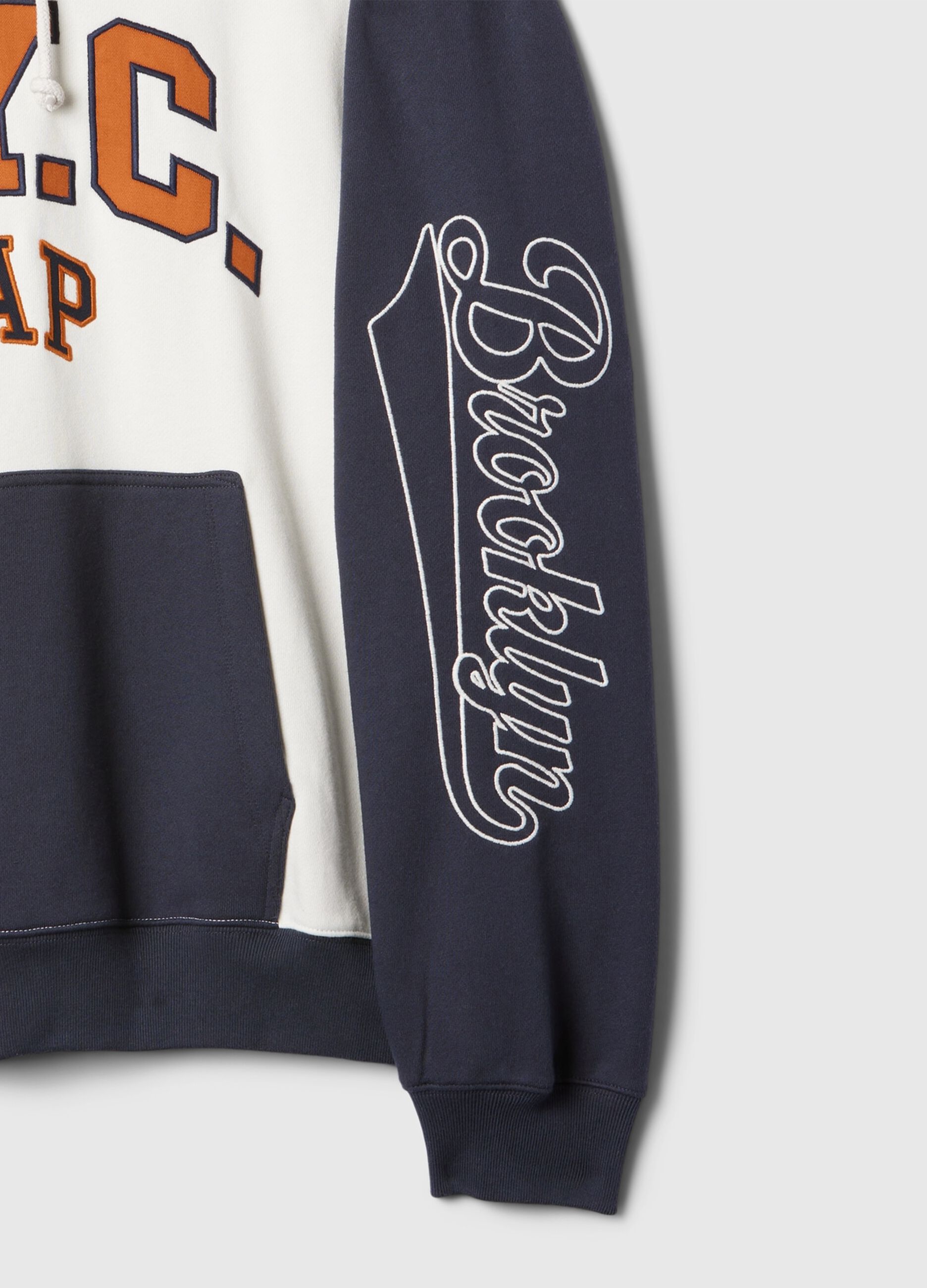 Colourblock sweatshirt with basketball motif and hood