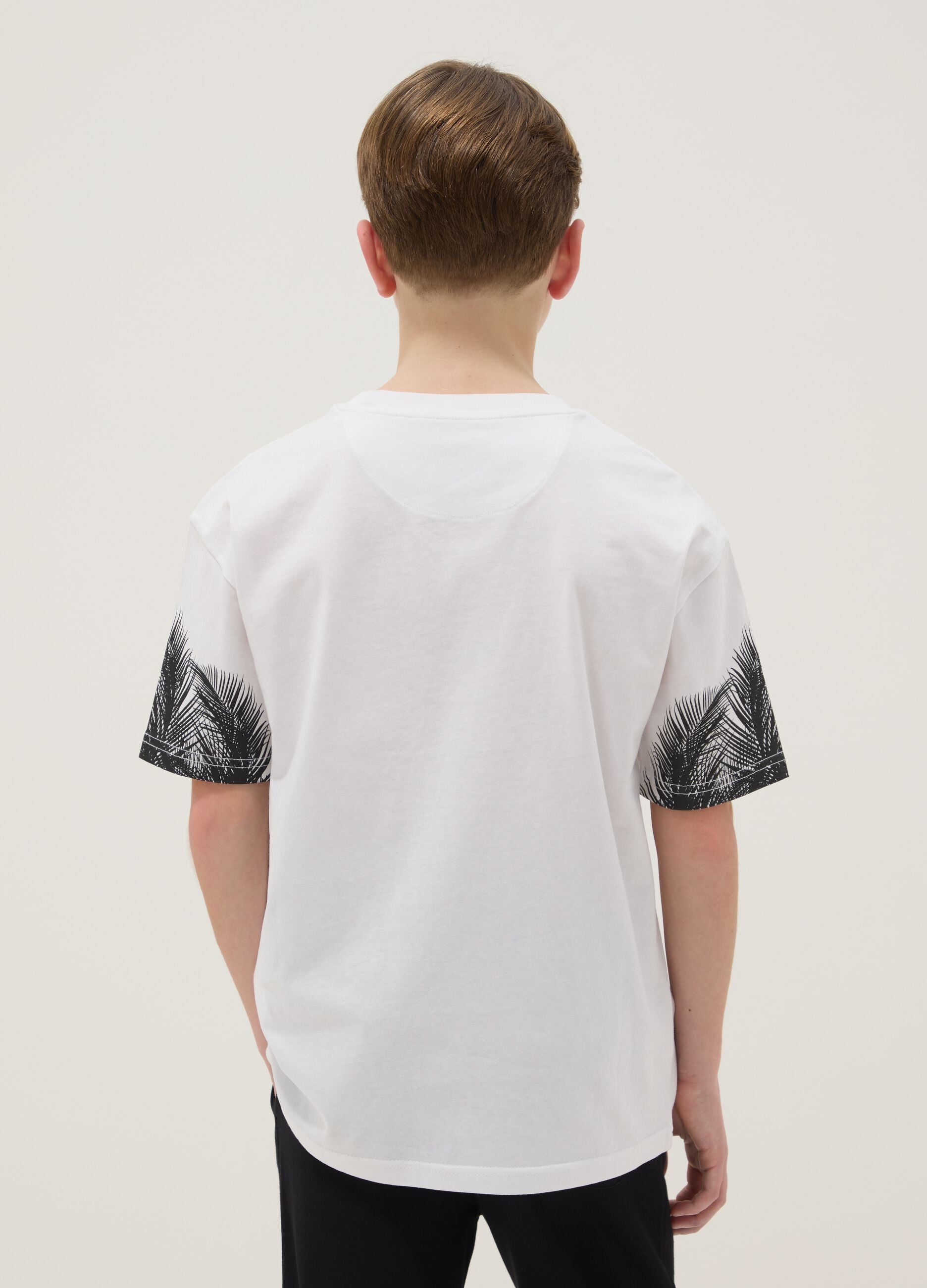 T-shirt in puro cotone bianca da bambino oversize fit con stampe
