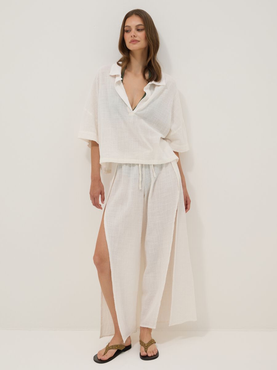 Short white pure cotton kaftan with V-neck_1