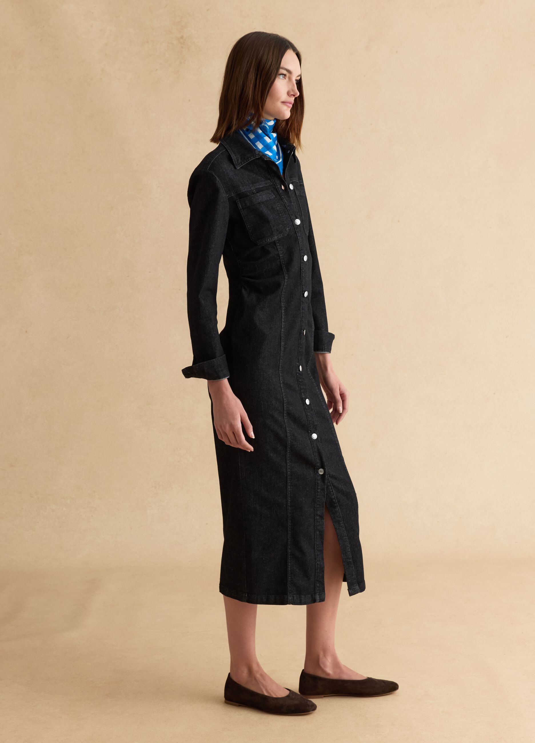 Black long fitted dress in stretch cotton with buttons