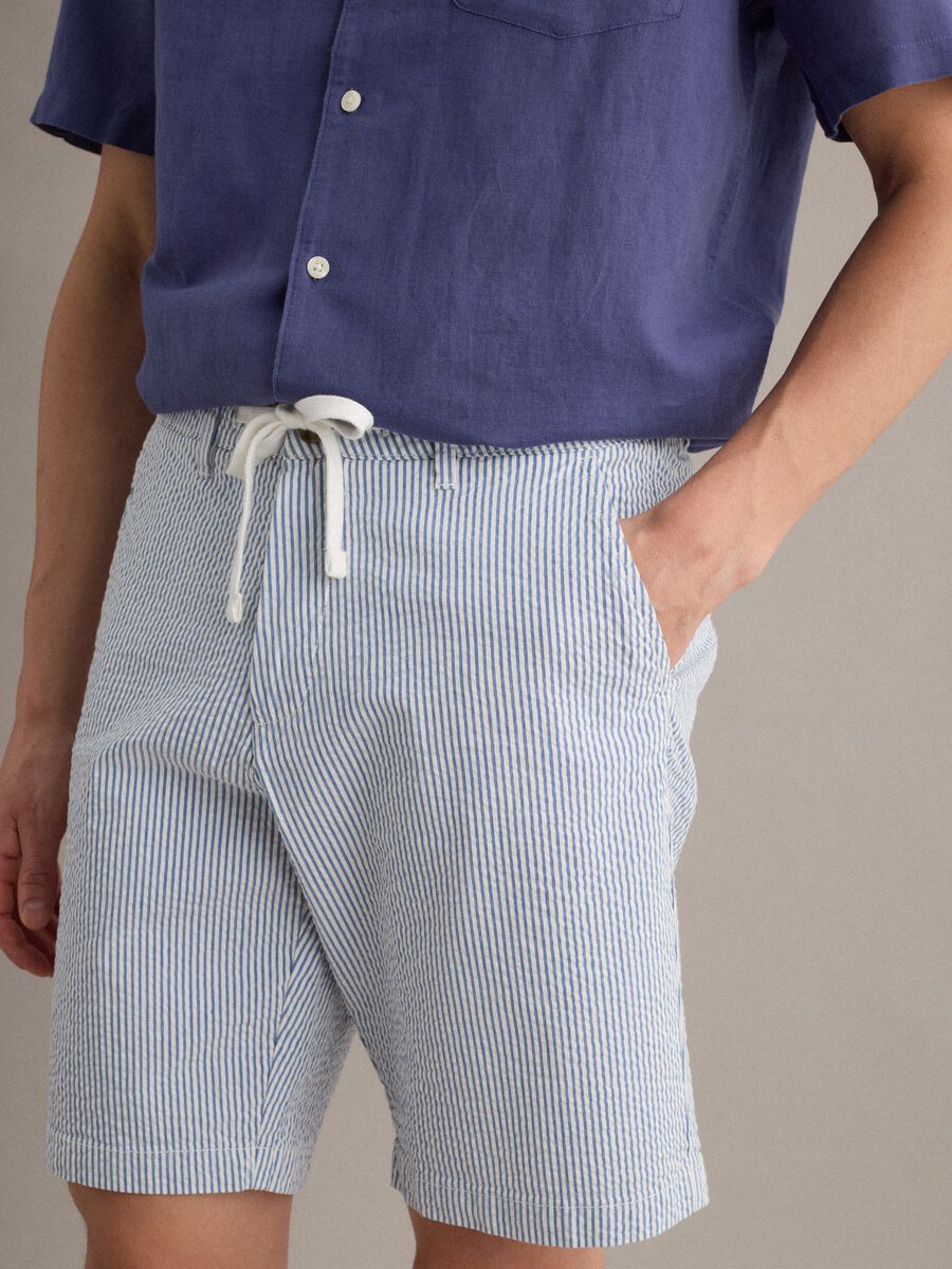 Multicolour striped regular-fit stretch cotton shorts_3