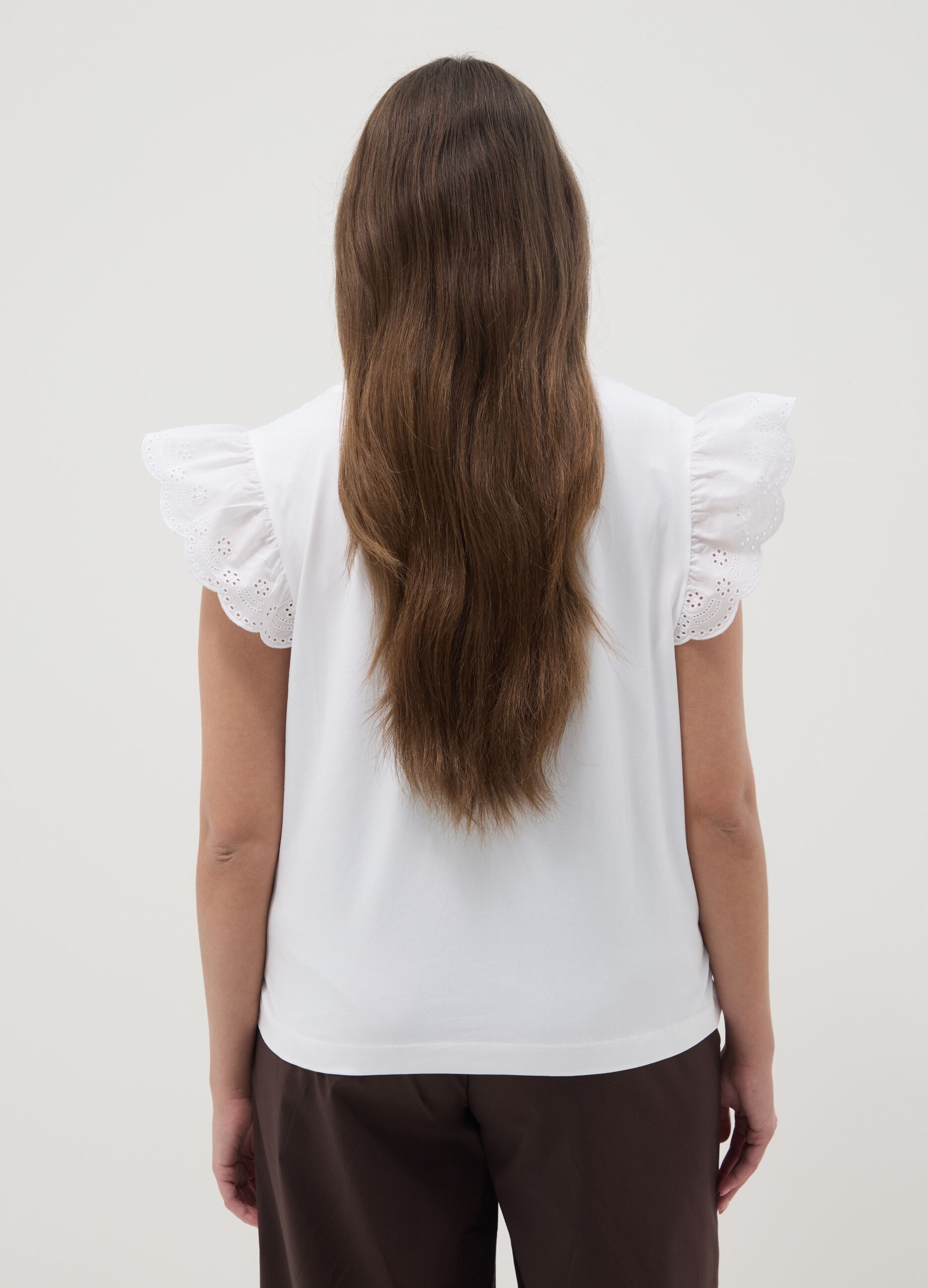 White stretch cotton T-shirt with broderie frill sleeves, regular fit