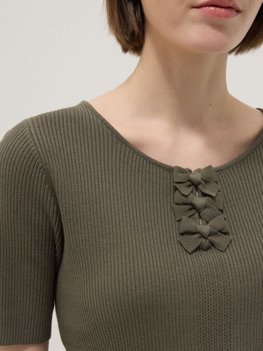 Regular fit green viscose blend T-shirt with bows_3