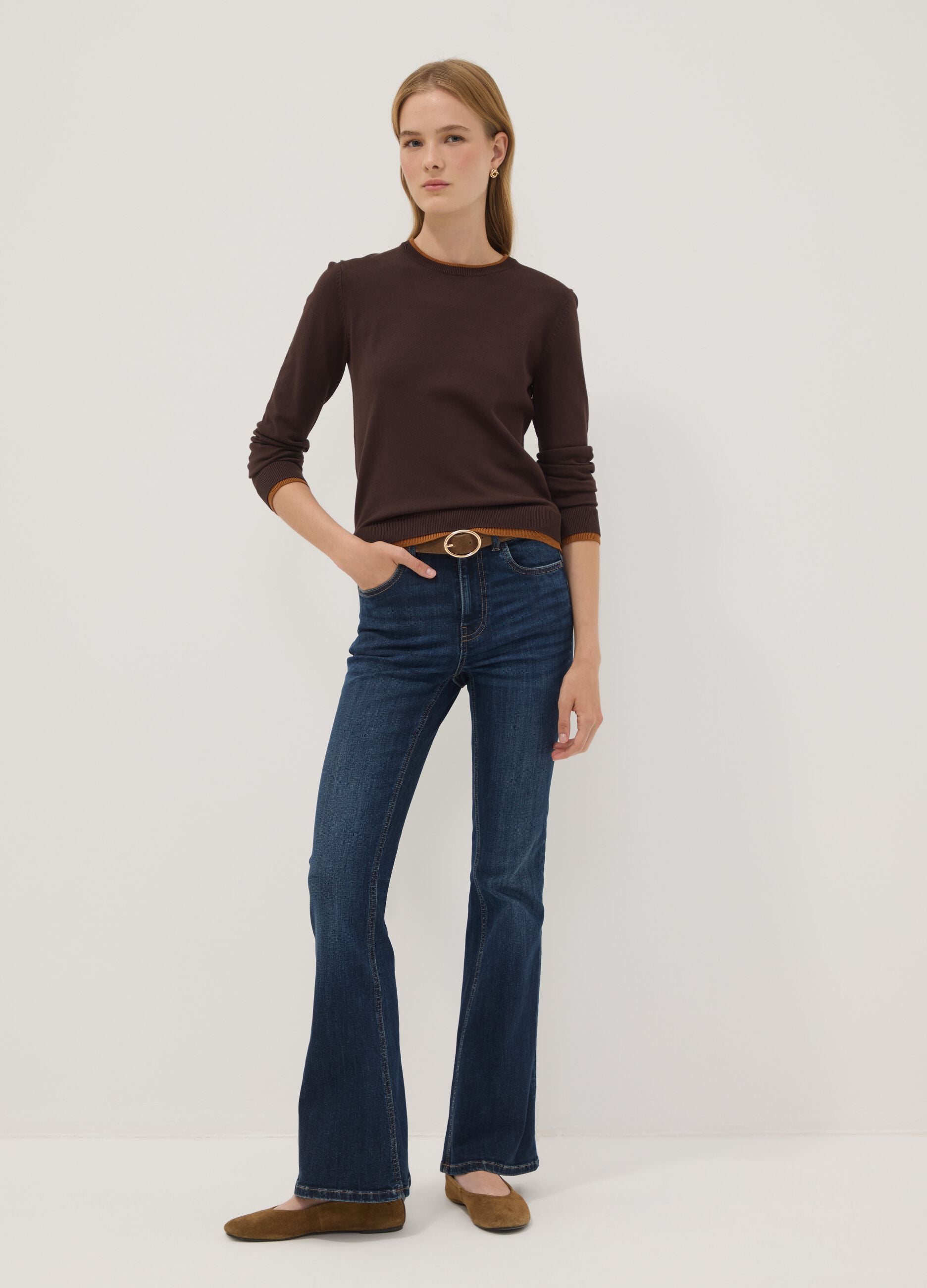 Brown long-sleeved viscose-blend jumper