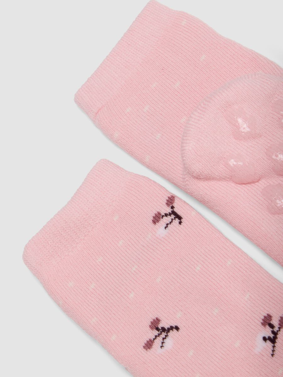 Two-pack of non-slip socks in stretchy organic cotton with flowers_1