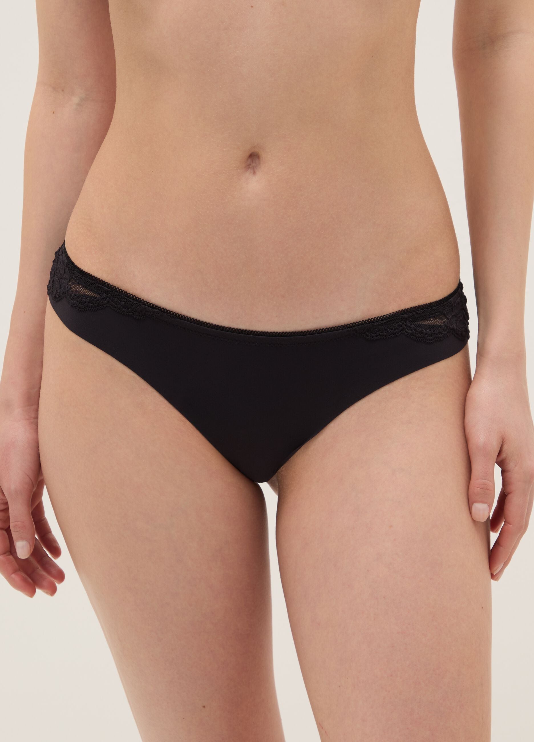 Black regular fit briefs with lace inserts