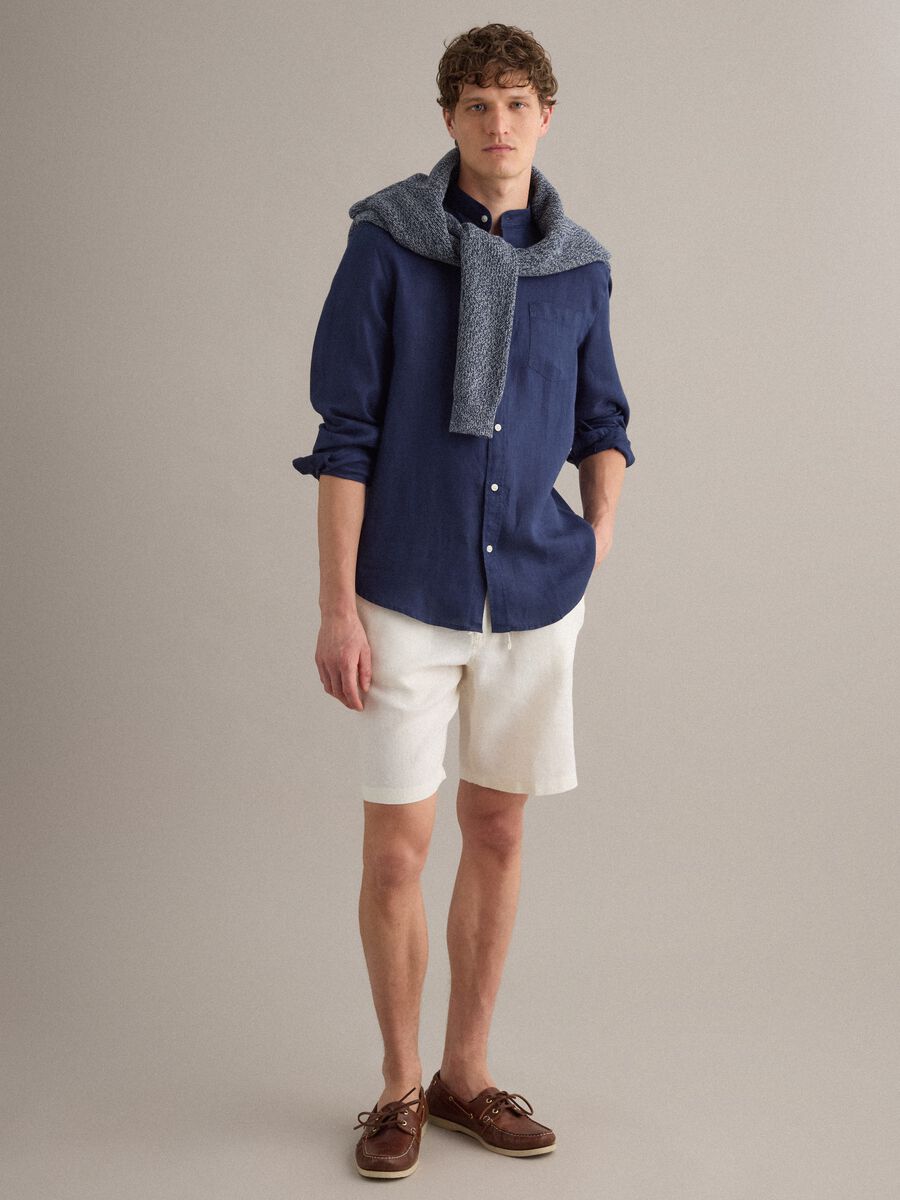 Blue pure linen shirt with band collar, regular fit_2