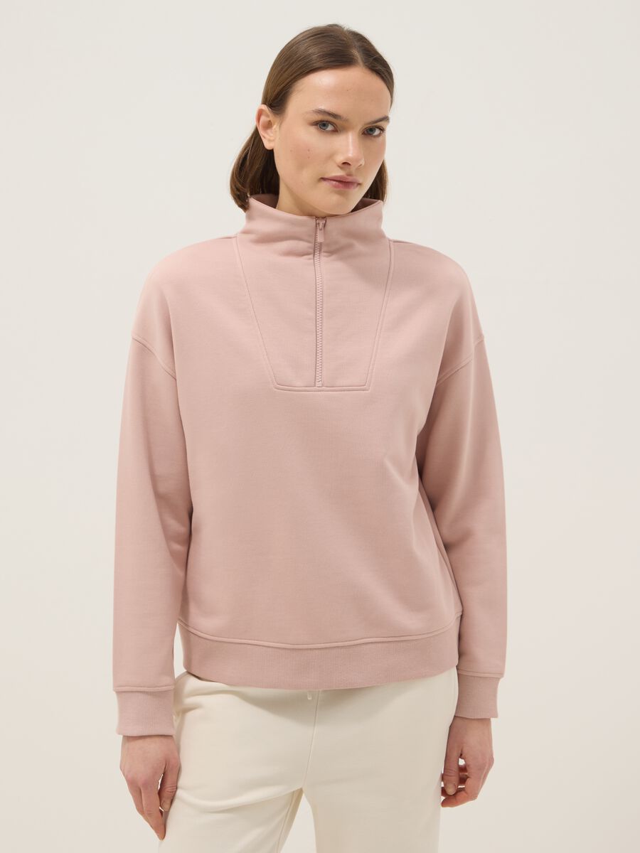 Felpa in misto cotone rosa regular fit con mezza zip e collo alto_0