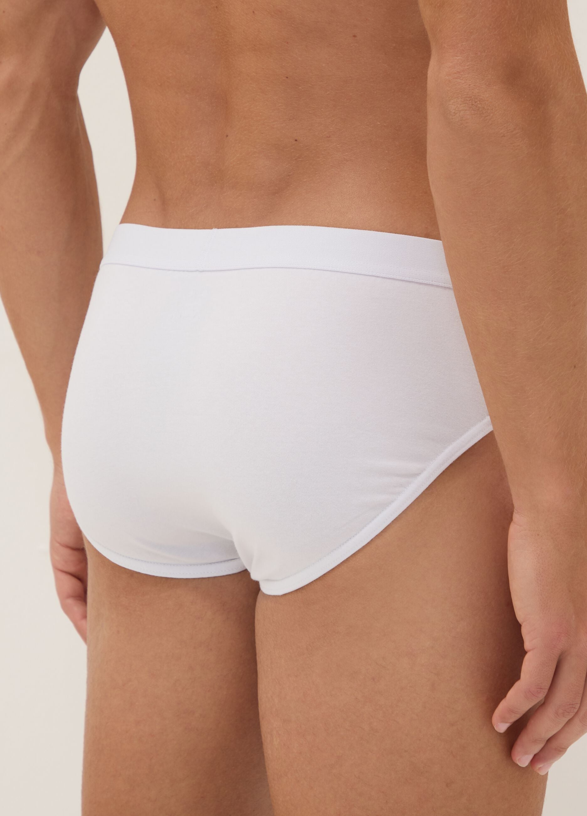 3-pack of white organic cotton briefs
