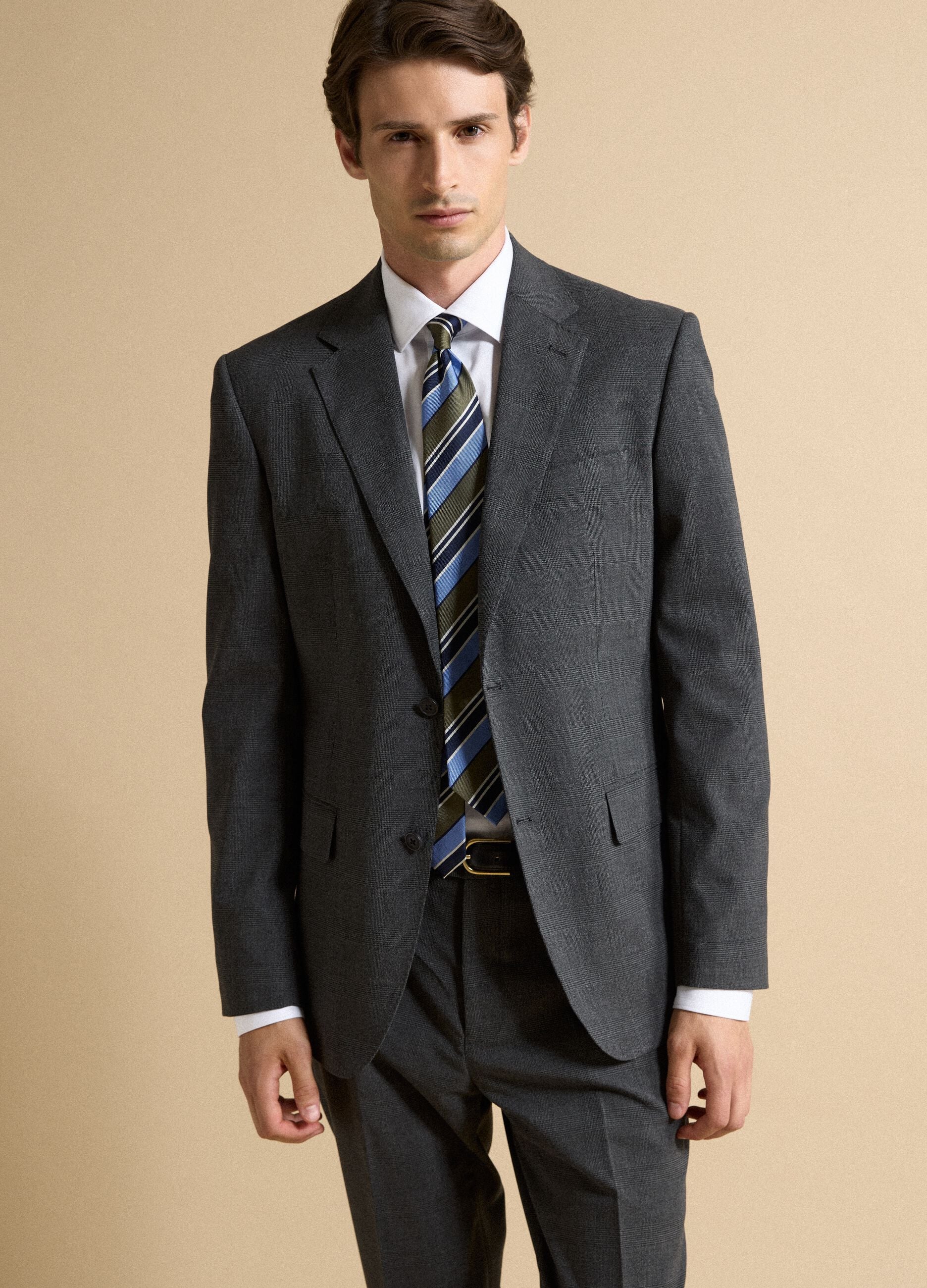 Grey stretch viscose blazer with classic lapels, slim fit