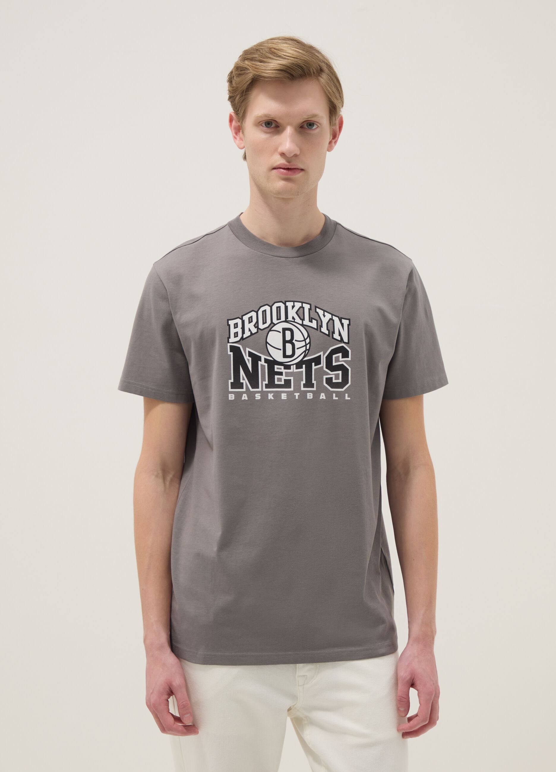 Grey pure cotton T-shirt regular fit with Brooklyn Nets print