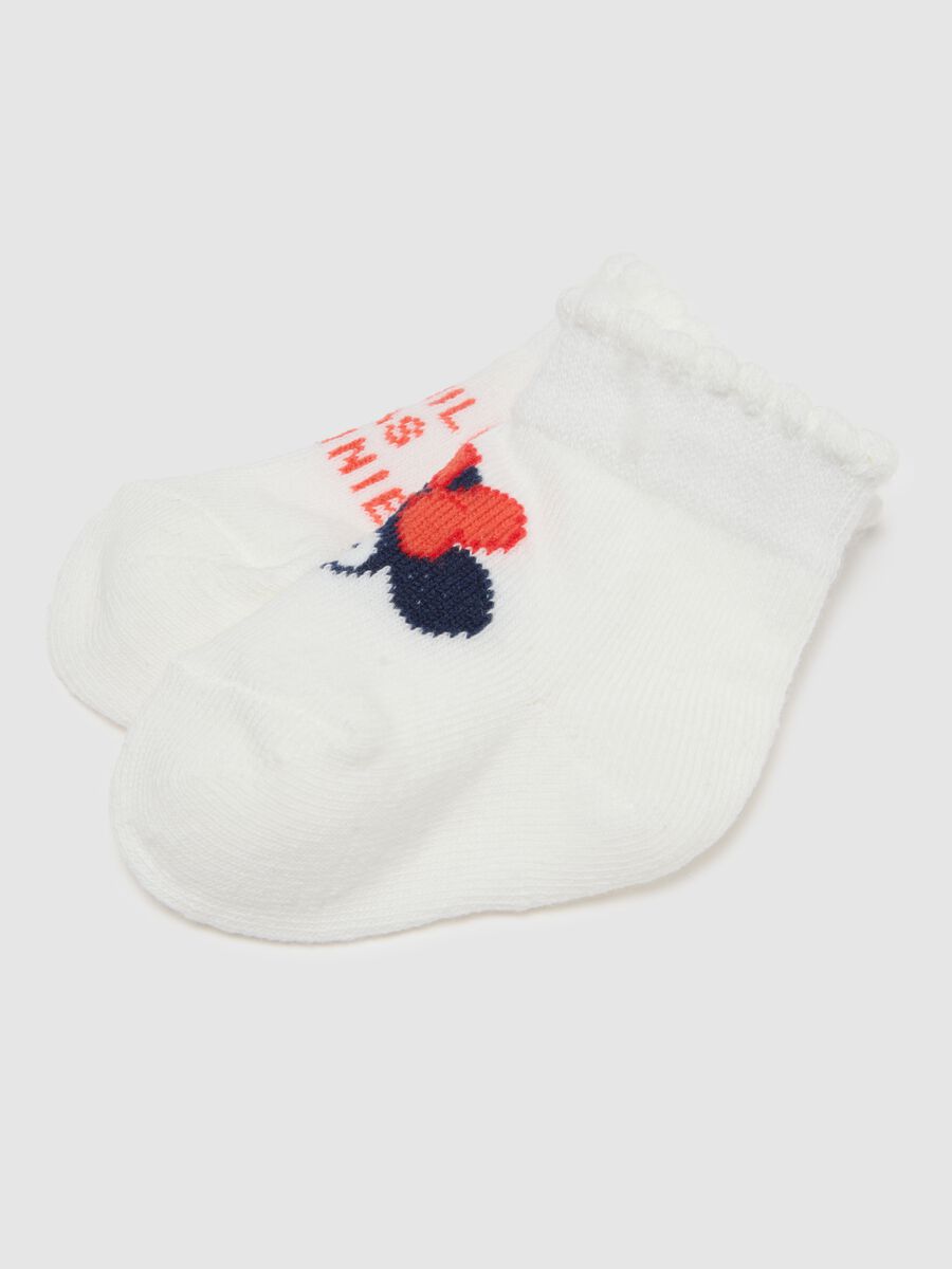White knitted and cotton booties for babies with Minnie embroidery_1