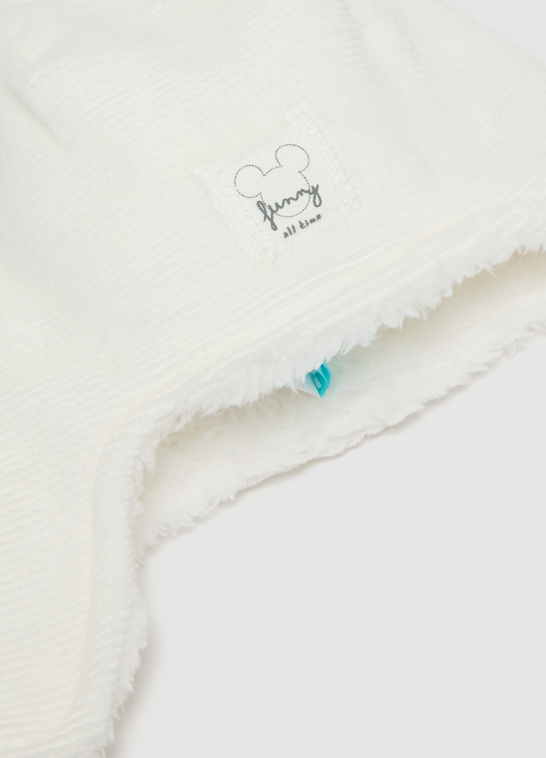 White Mickey Mouse print baby hat and booties set
