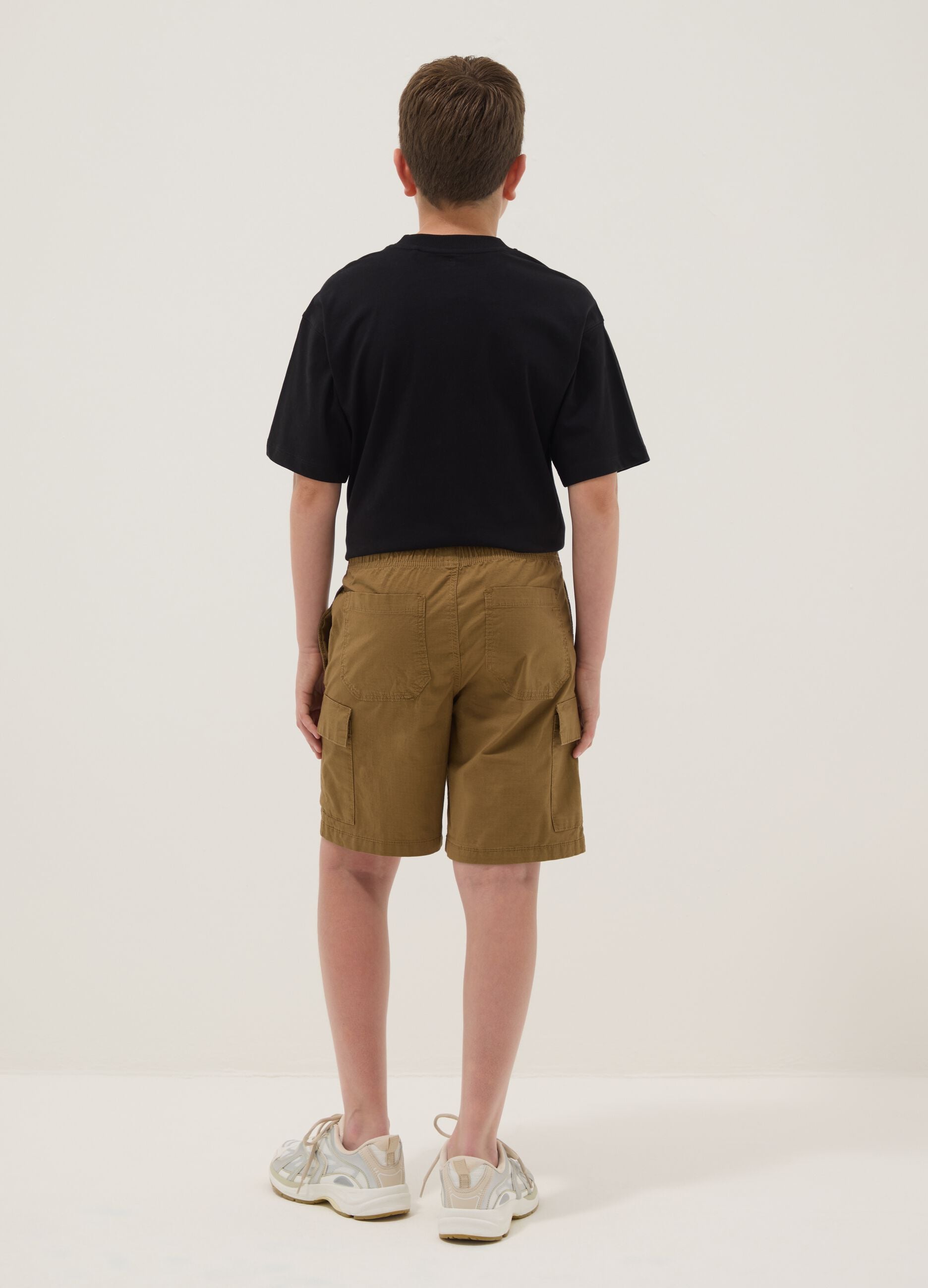 Boys&rsquo; brown stretch cotton cargo shorts, comfort fit