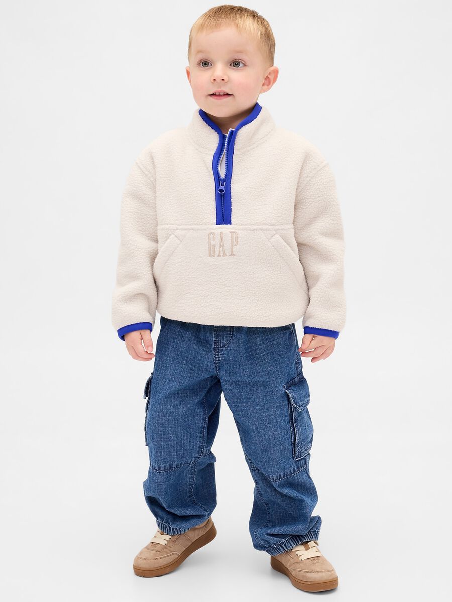 Blue cotton cargo trousers for boys_0