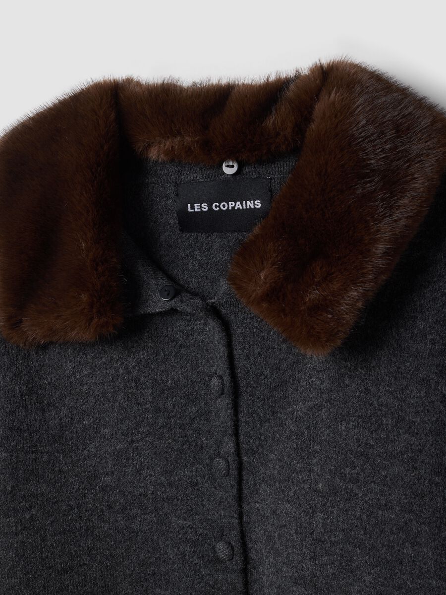 Grey cardigan with contrast collar, regular fit_5