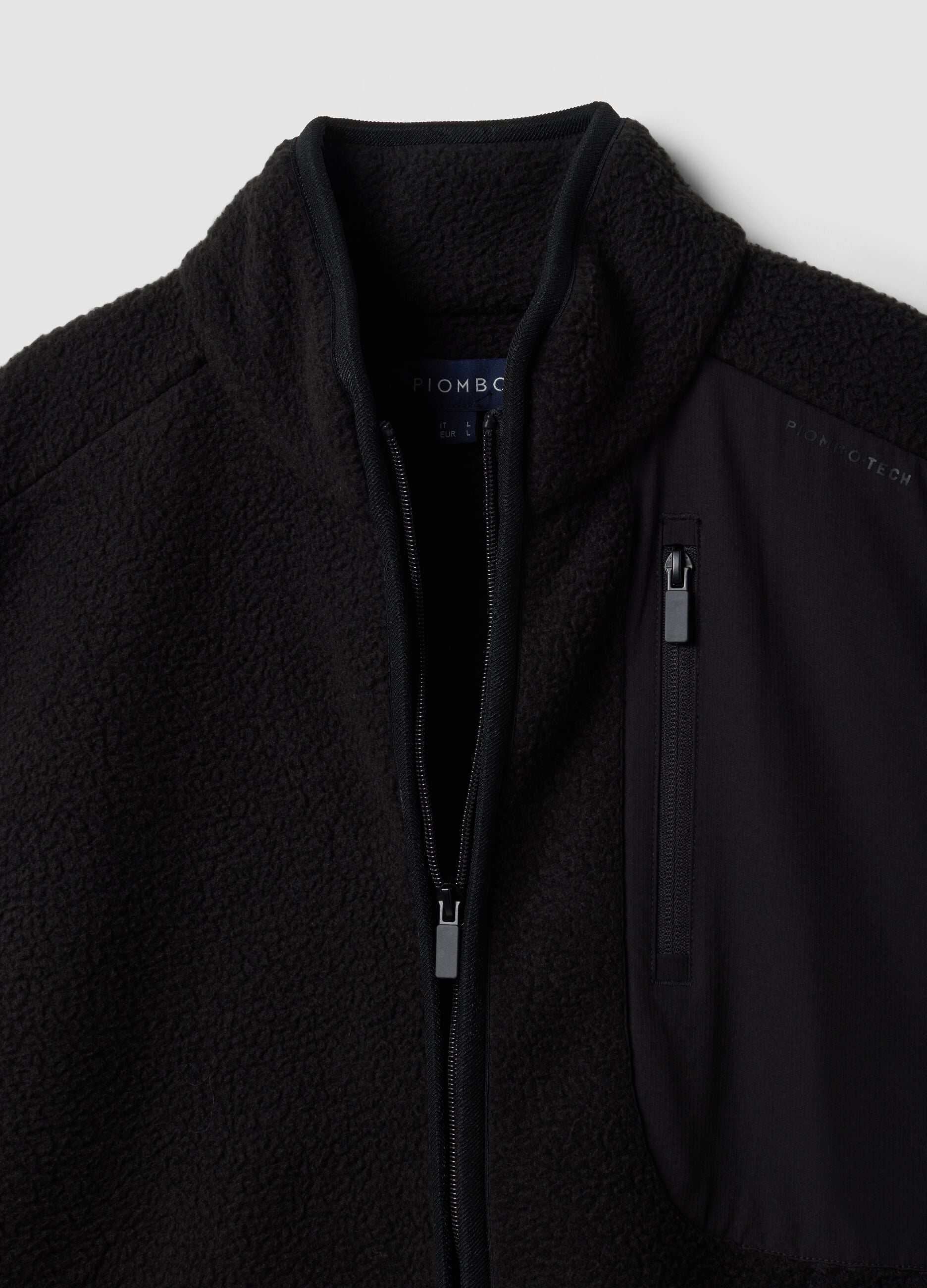 Black full-zip sweatshirt with collar, regular fit