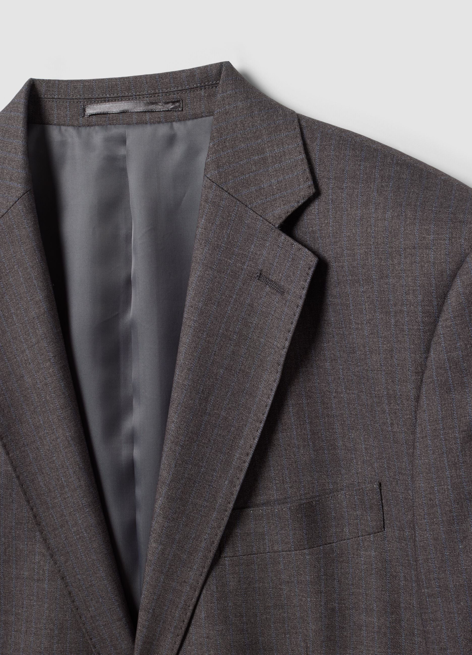 Grey stretch viscose suit with classic lapel