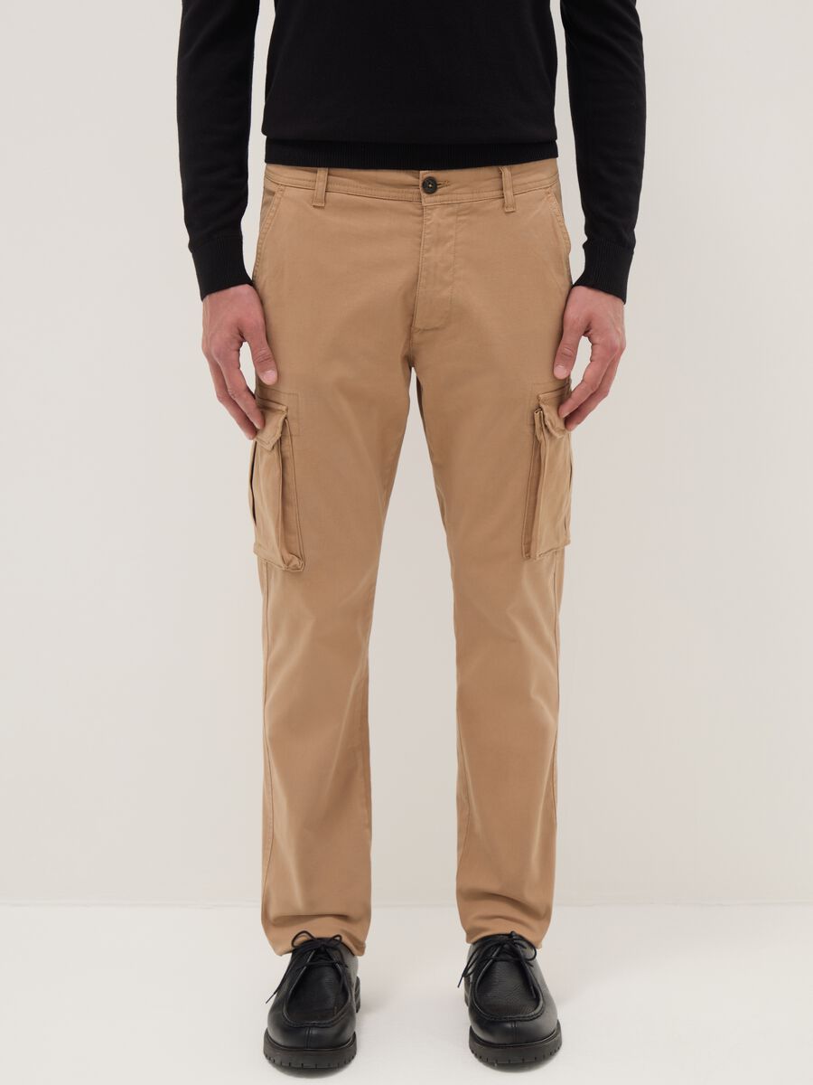 Beige stretch cotton slim fit cargo trousers_2