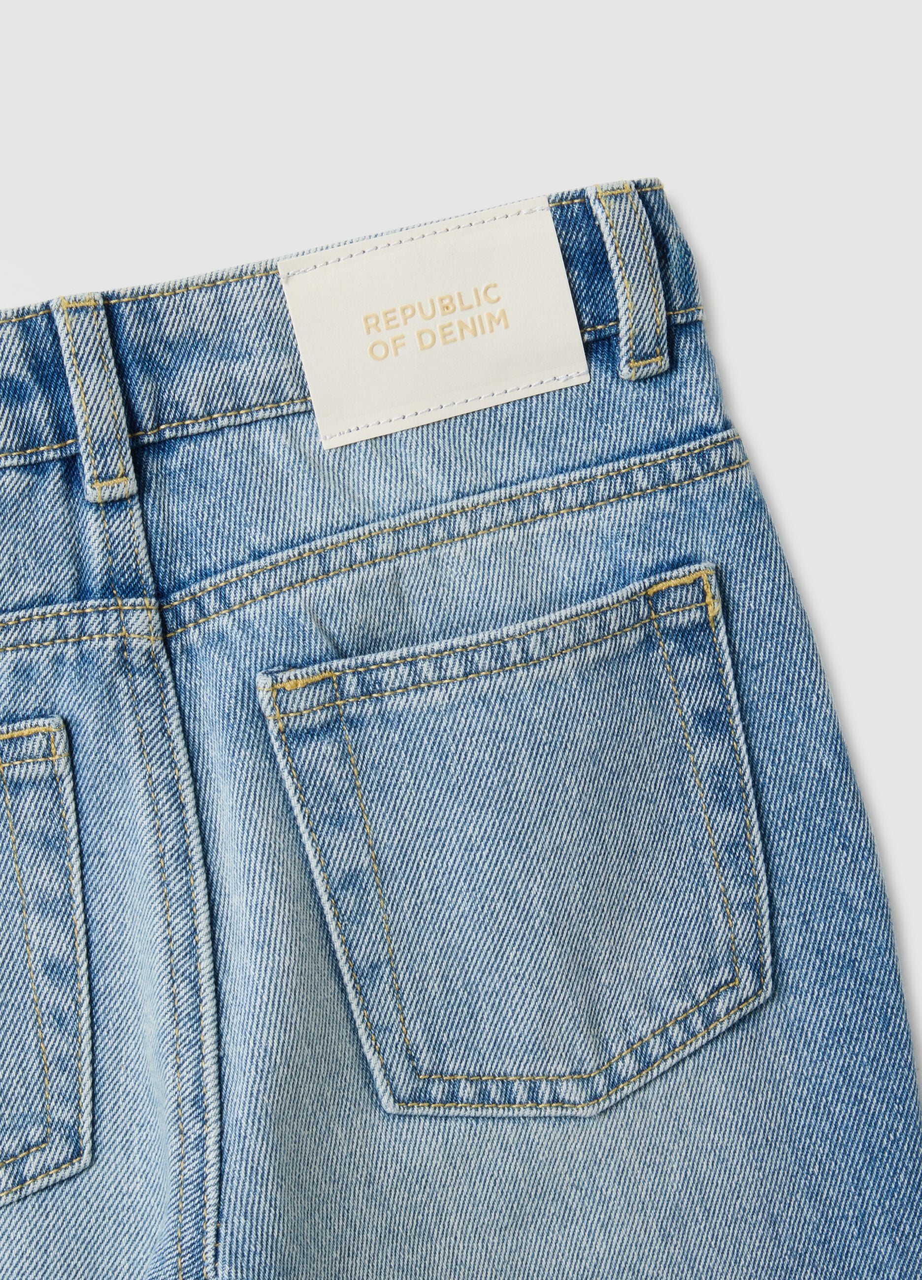 Regular fit blue denim jeans in cotton blend for children