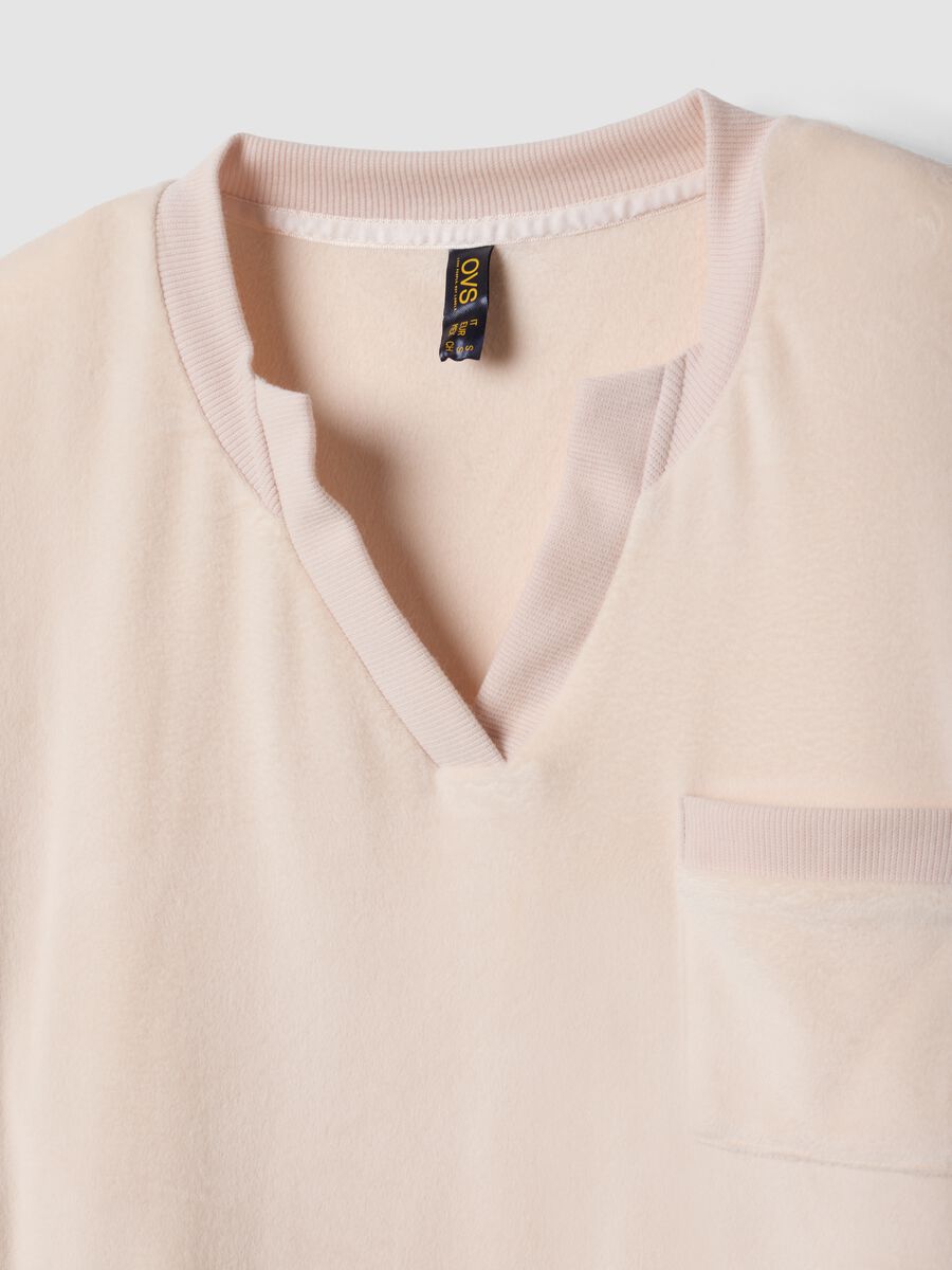 Pink stretch-fabric V-neck top_1