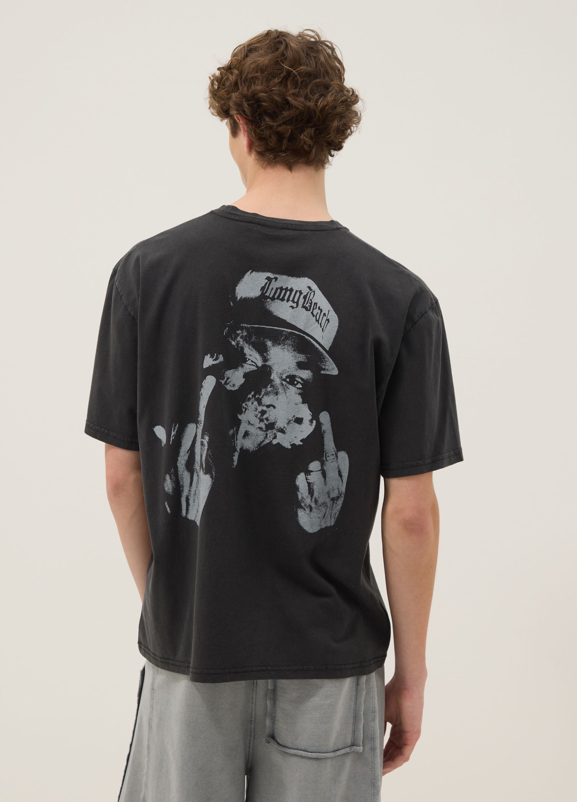Black pure cotton relaxed-fit T-shirt with Snoop Dogg slogan
