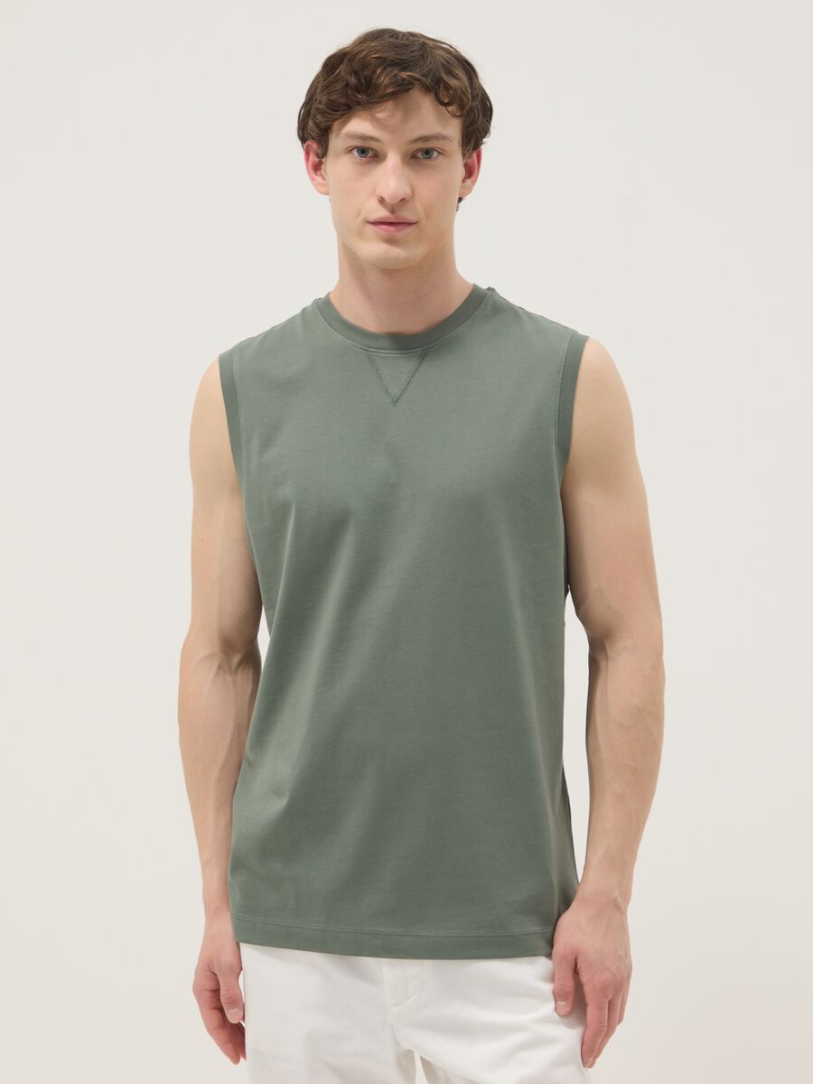 Green crew-neck pure cotton vest, relaxed fit_3