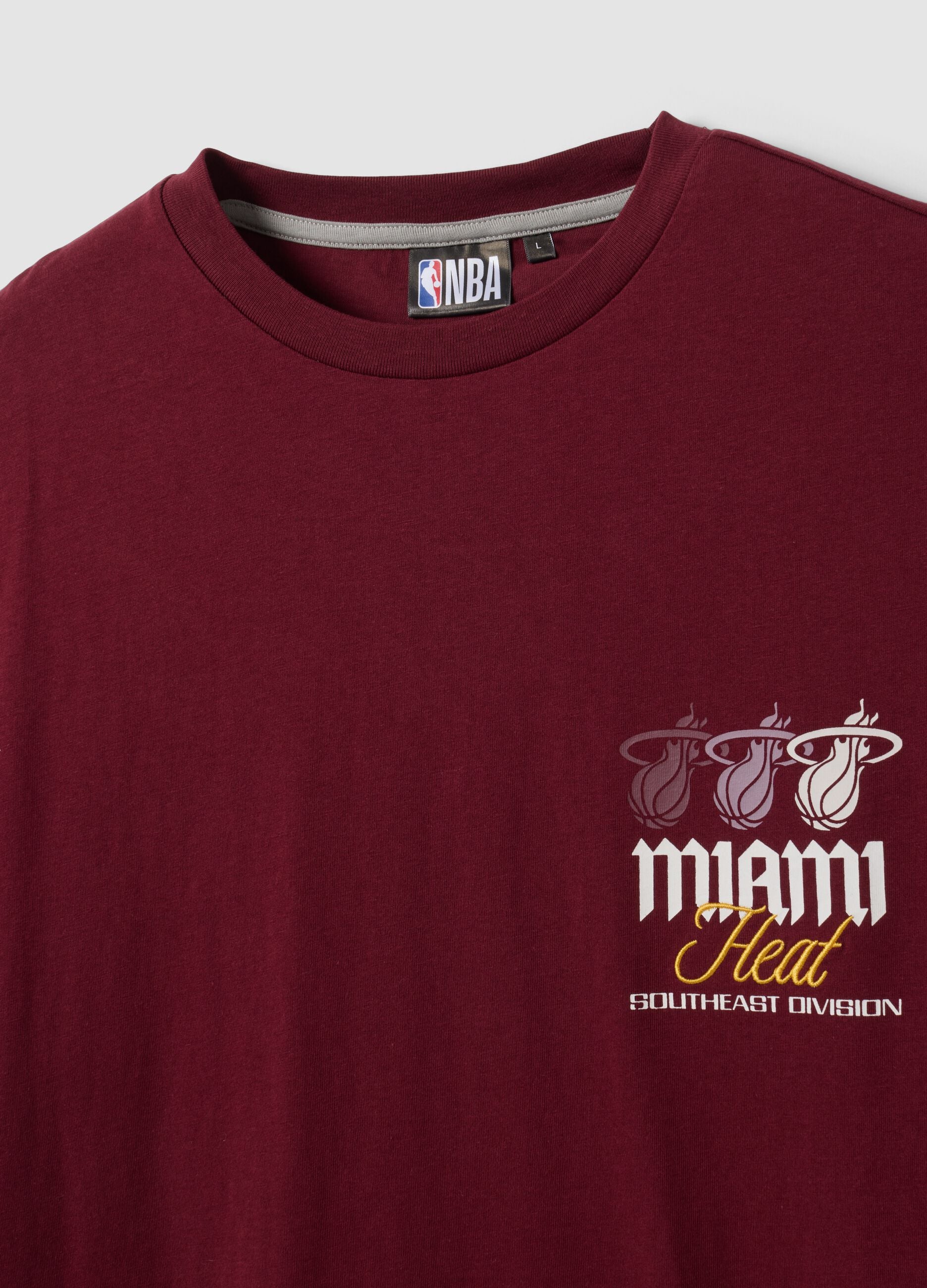 Red 100% cotton Miami Heat print T-shirt