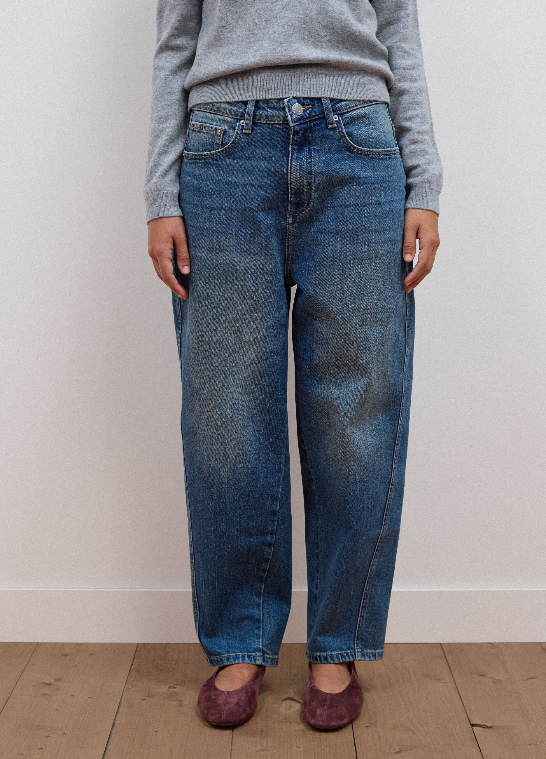Blue stretch cotton balloon-fit jeans